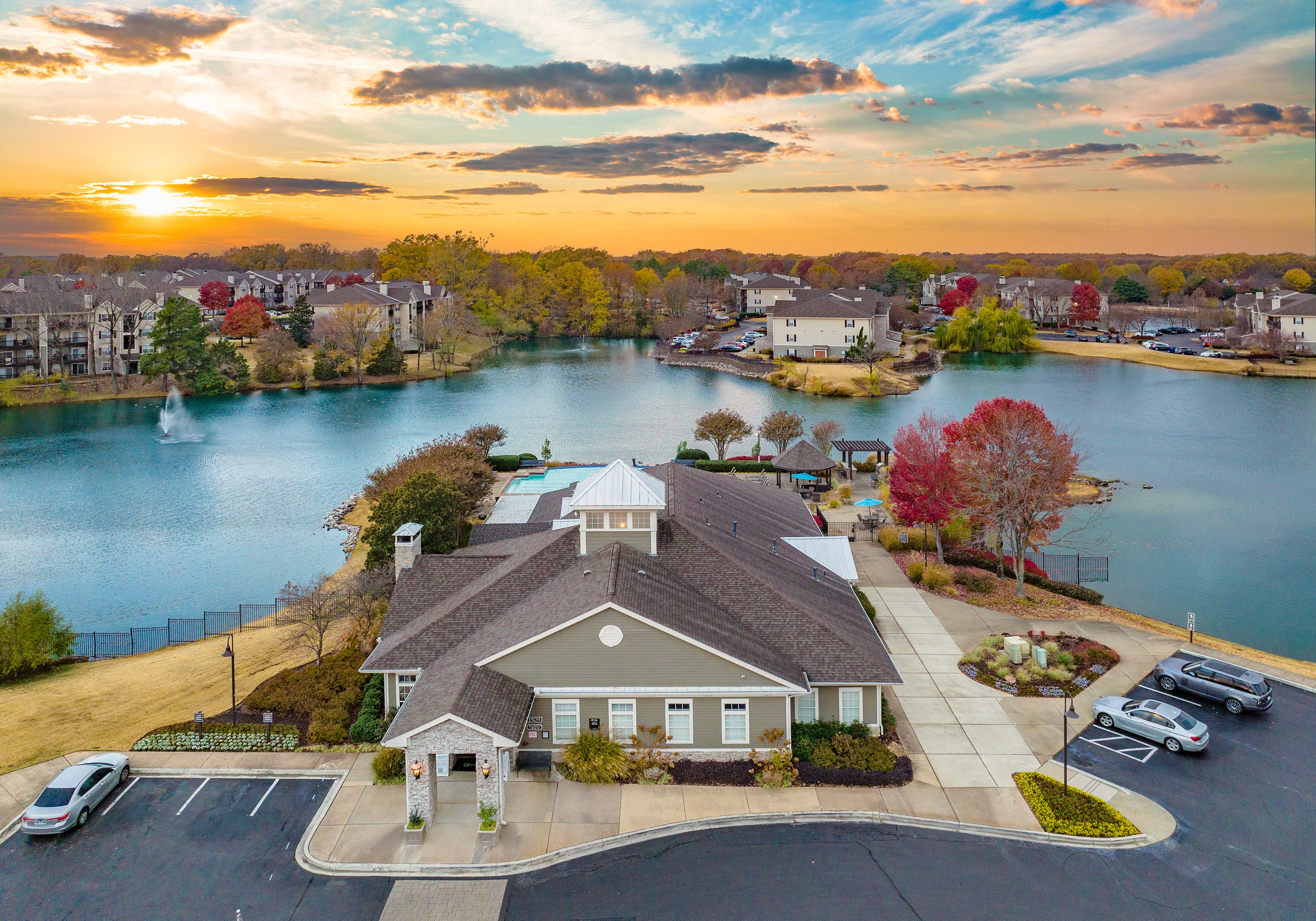 Leasing Office at MAA Dexter Lake luxury apartment homes in Cordova, TN