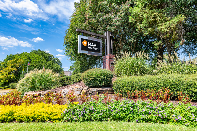 Signage at MAA Kirby Station luxury apartment homes in Memphis, TN