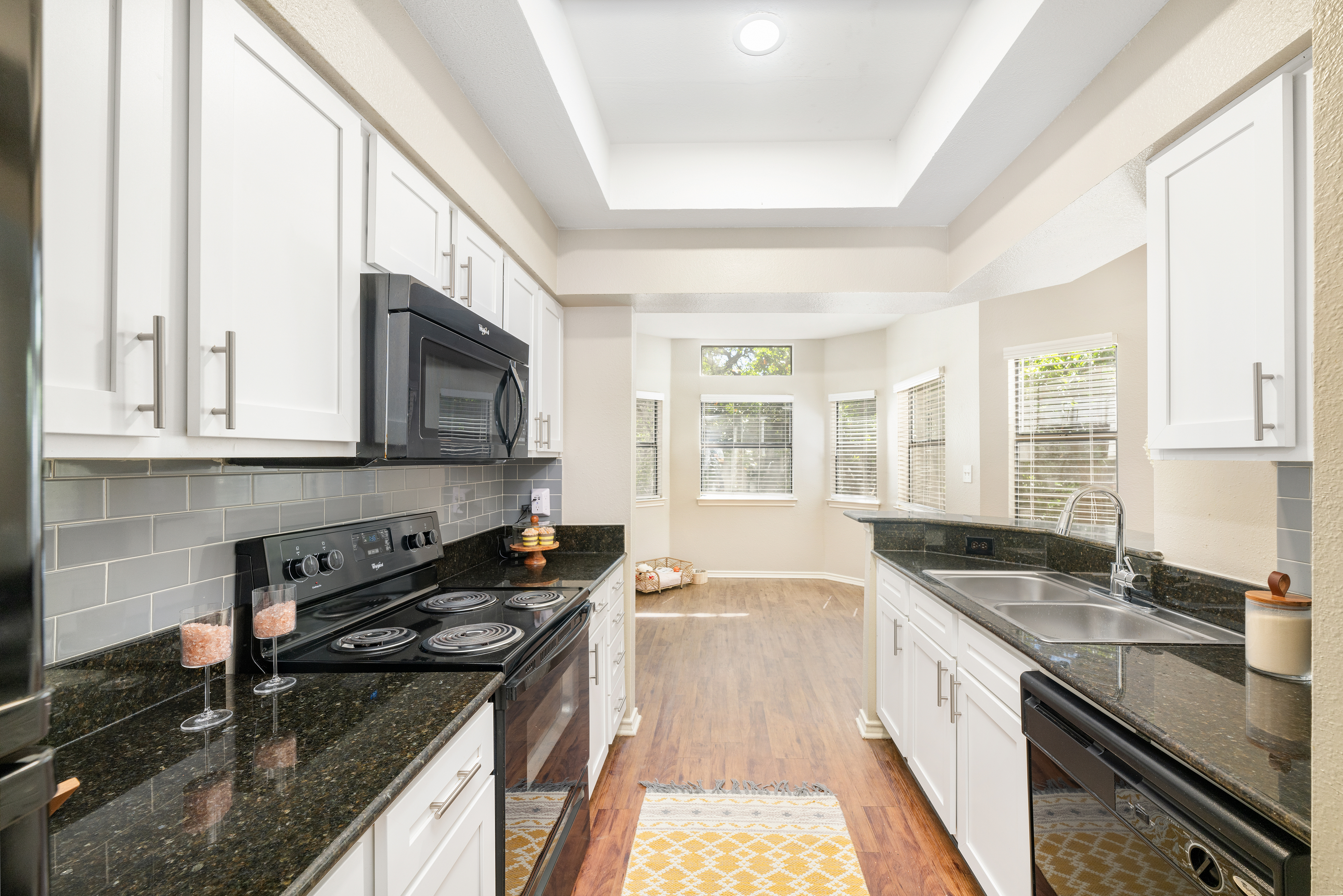 Kitchen at MAA Park Mesa luxury apartment homes in Austin, TX