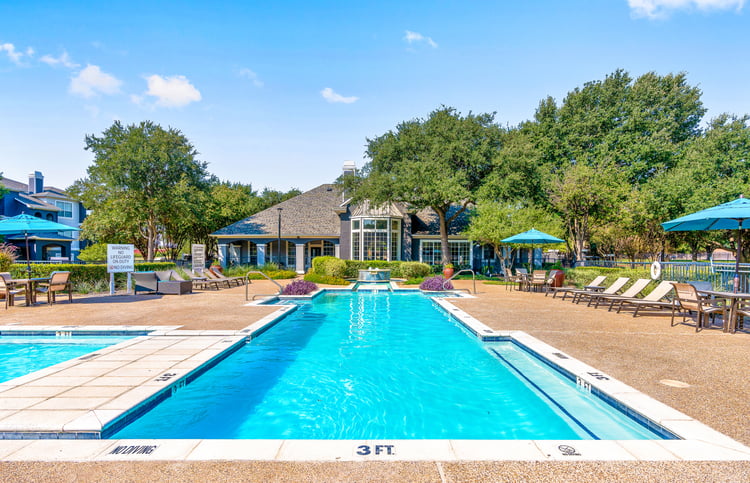 Pool at MAA Bear Creek luxury apartment homes in Euless, TX