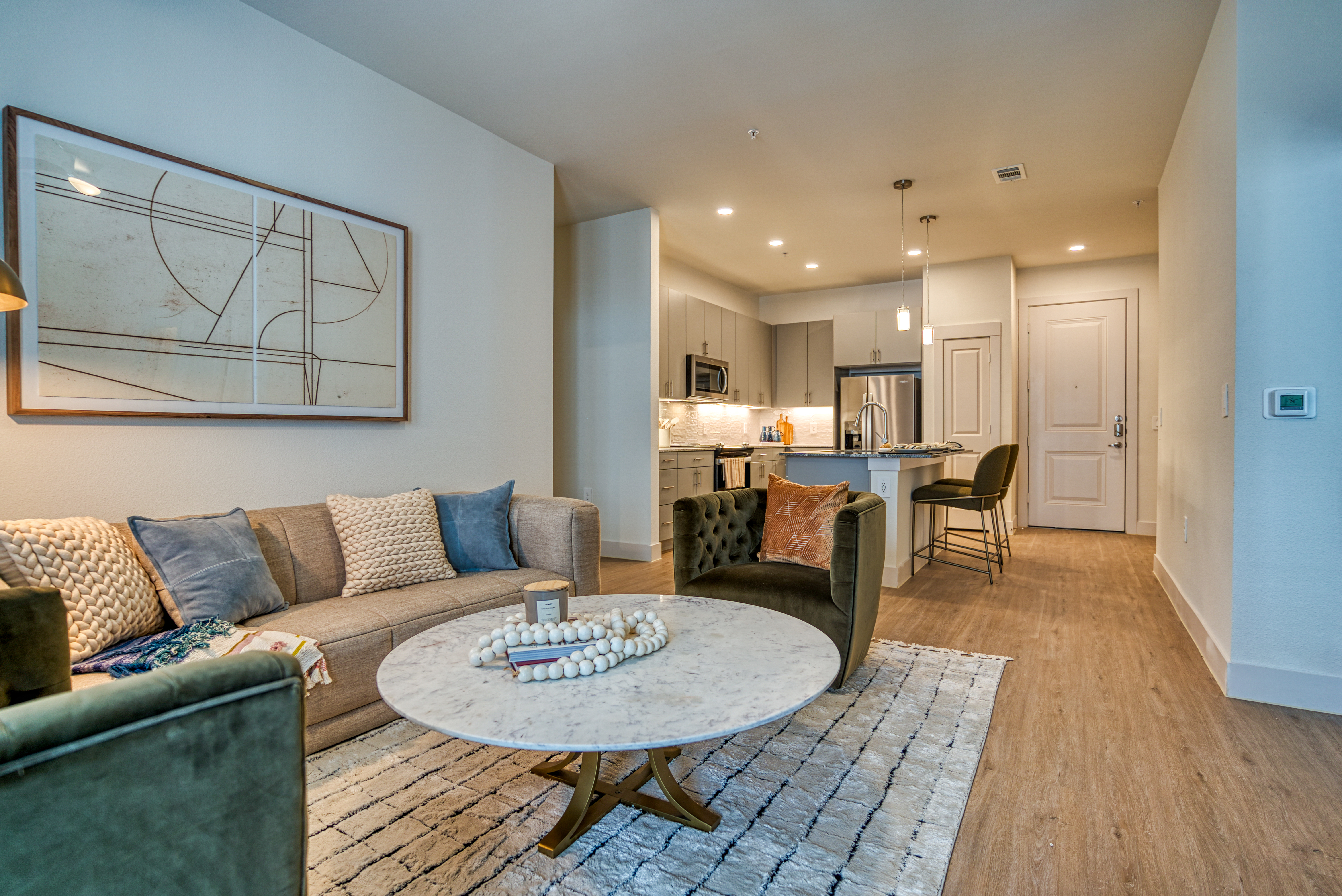 Living room at MAA Cathedral Arts luxury apartment homes in Dallas, TX