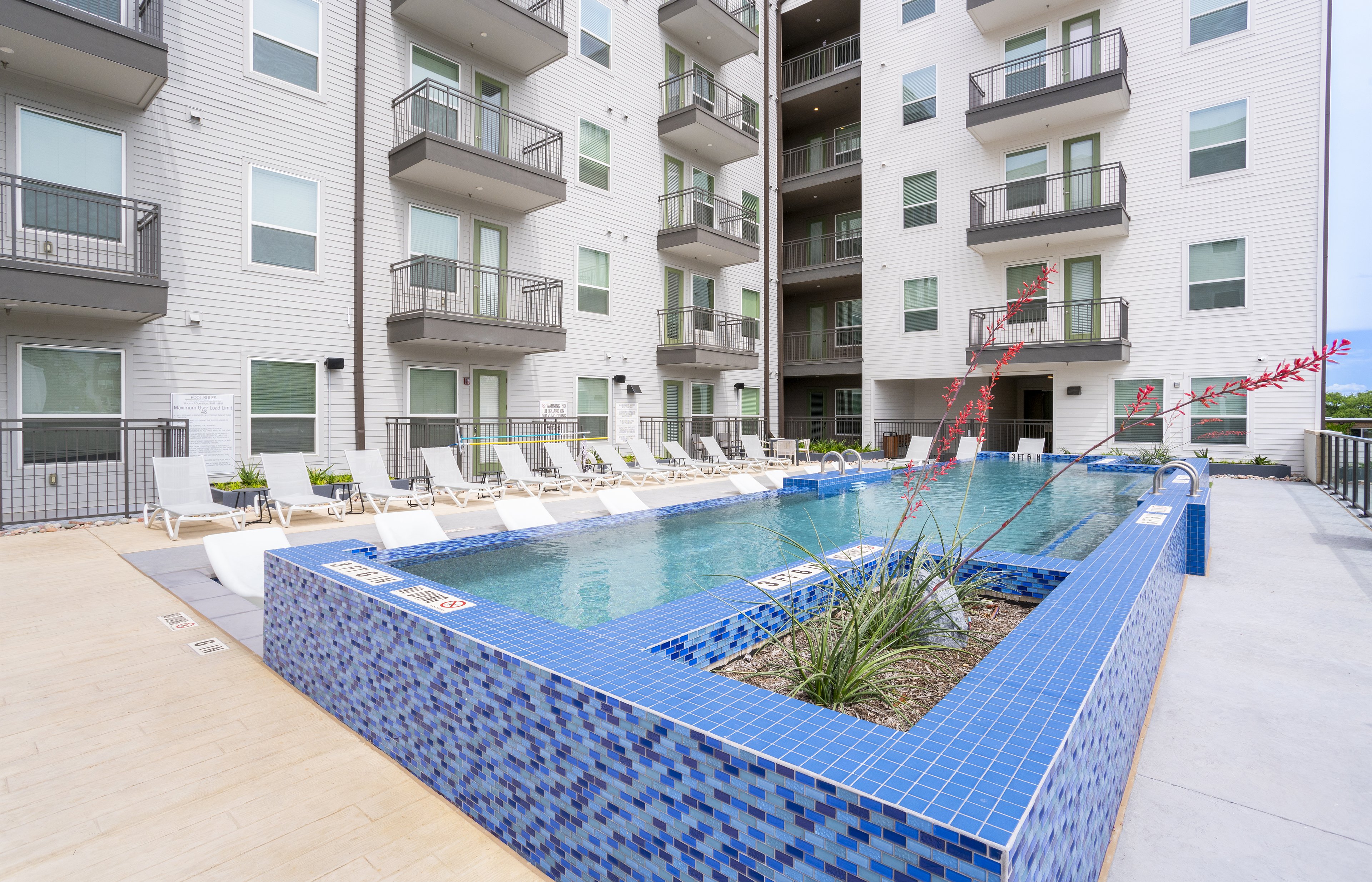 Pool at MAA Cathedral Arts luxury apartment homes in Dallas, TX