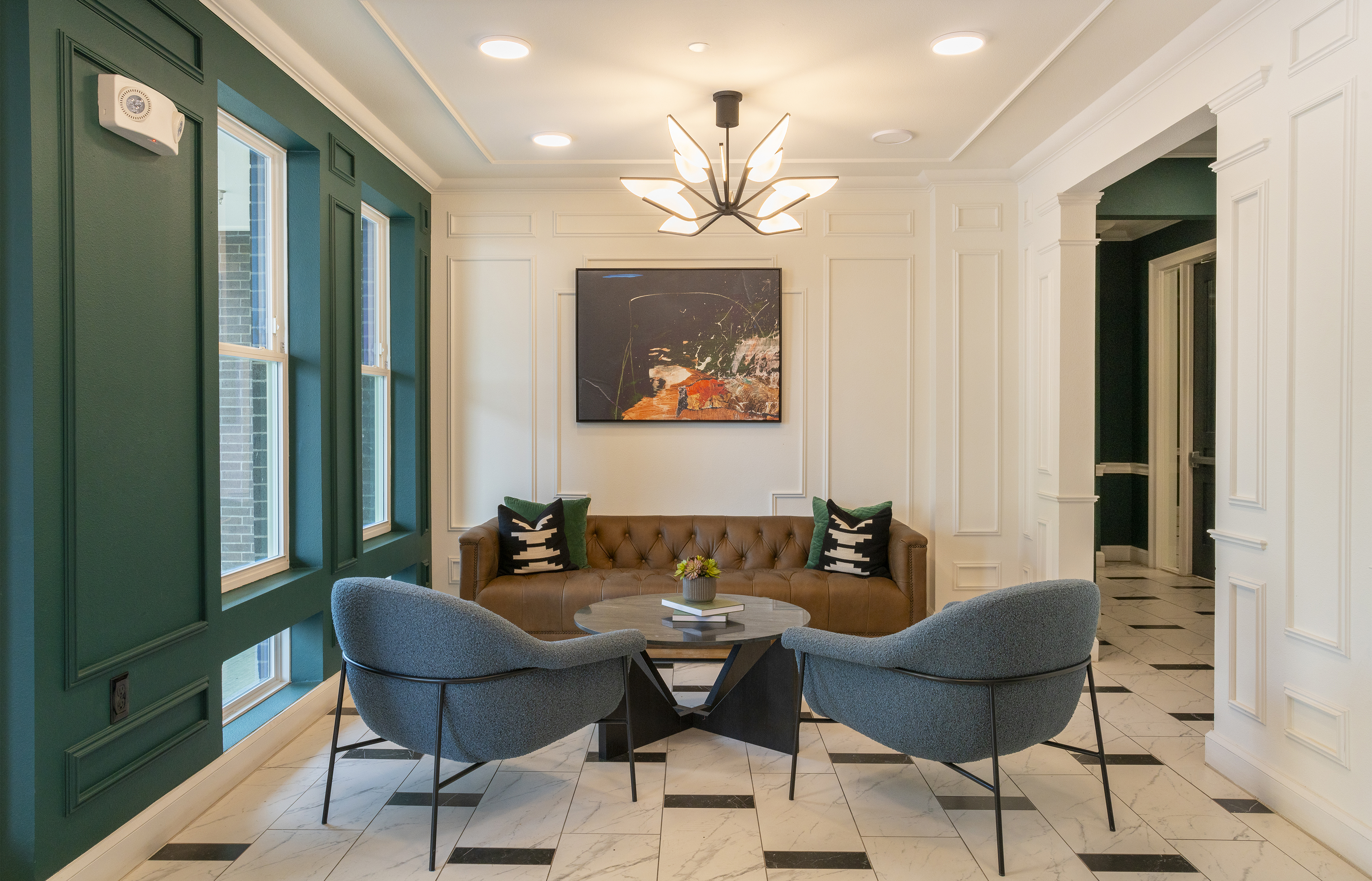 Lounge at MAA Cathedral Arts Luxury apartment homes in Dallas, TX