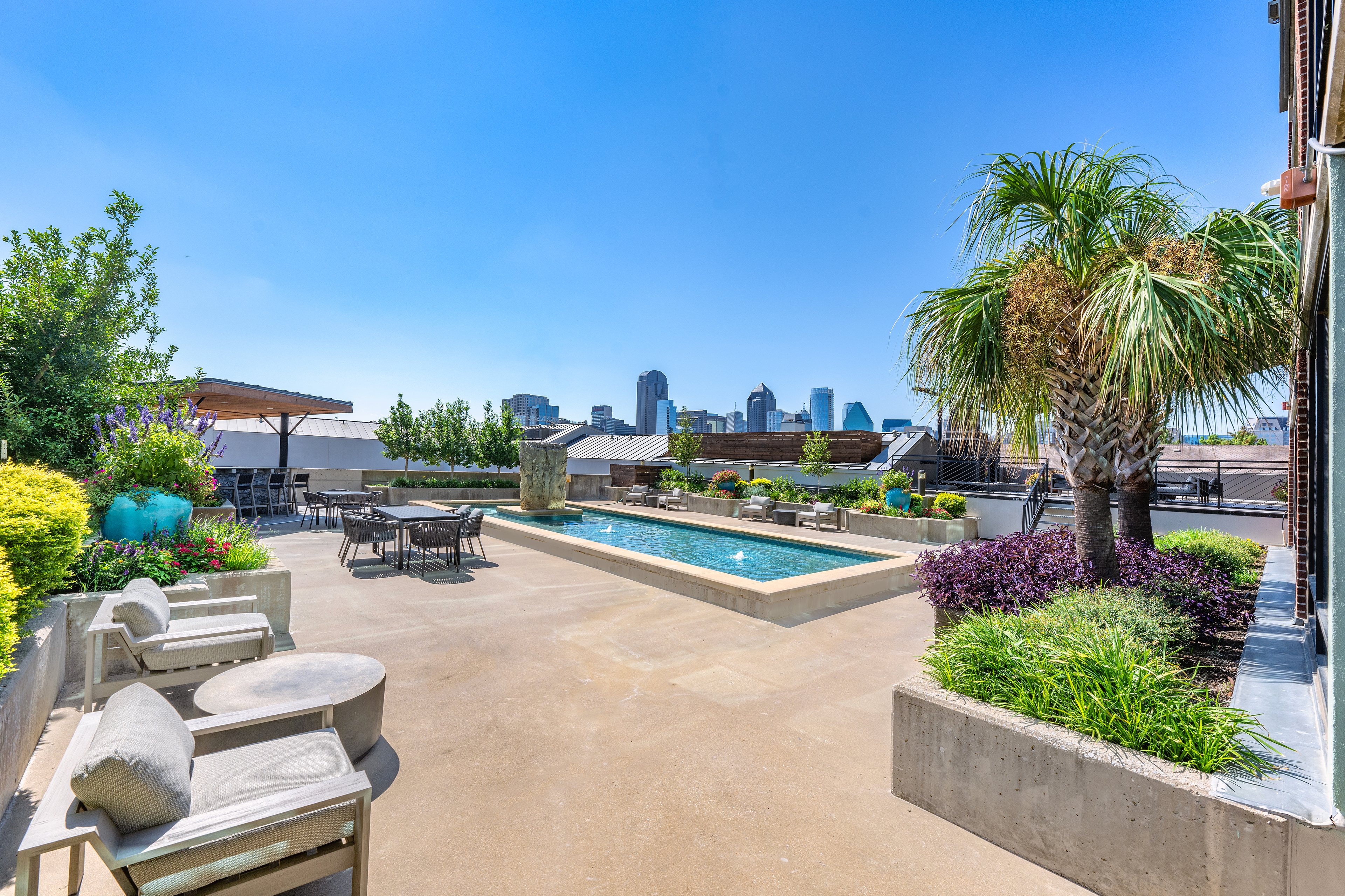Rooftop at MAA gallery luxury apartment homes in Dallas, TX