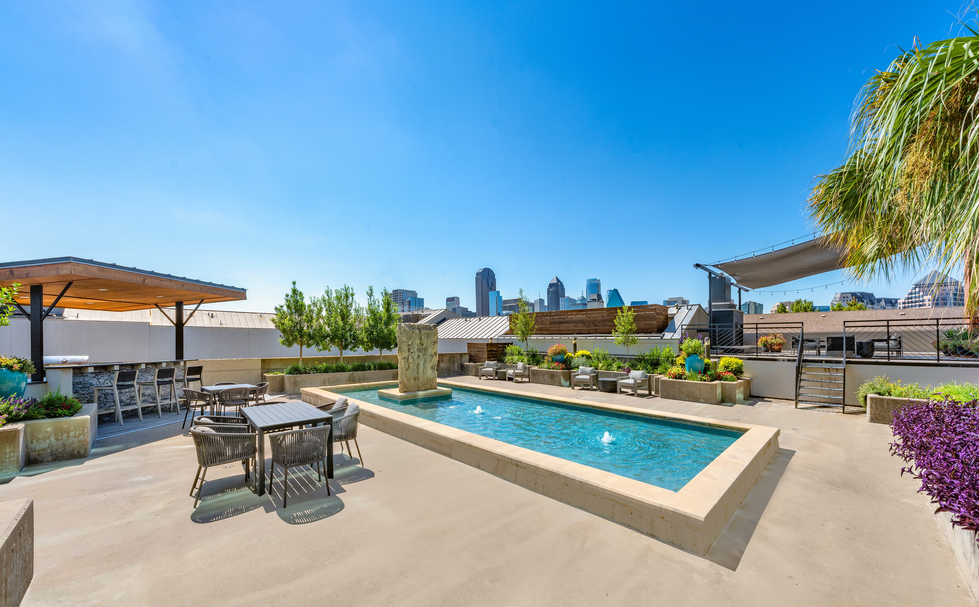Rooftop at MAA gallery luxury apartment homes in Dallas, TX