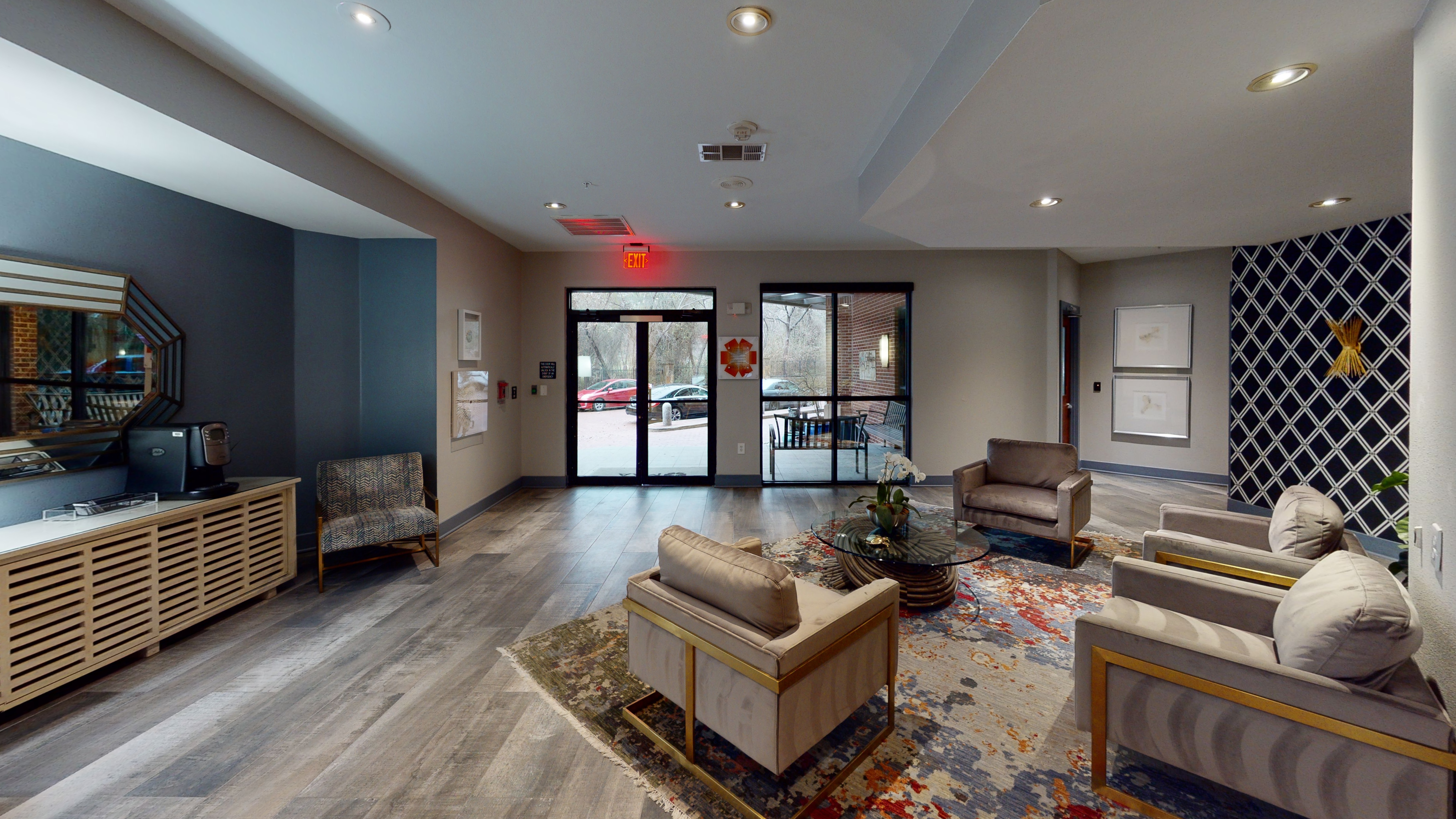 Leasing Office and Business Center