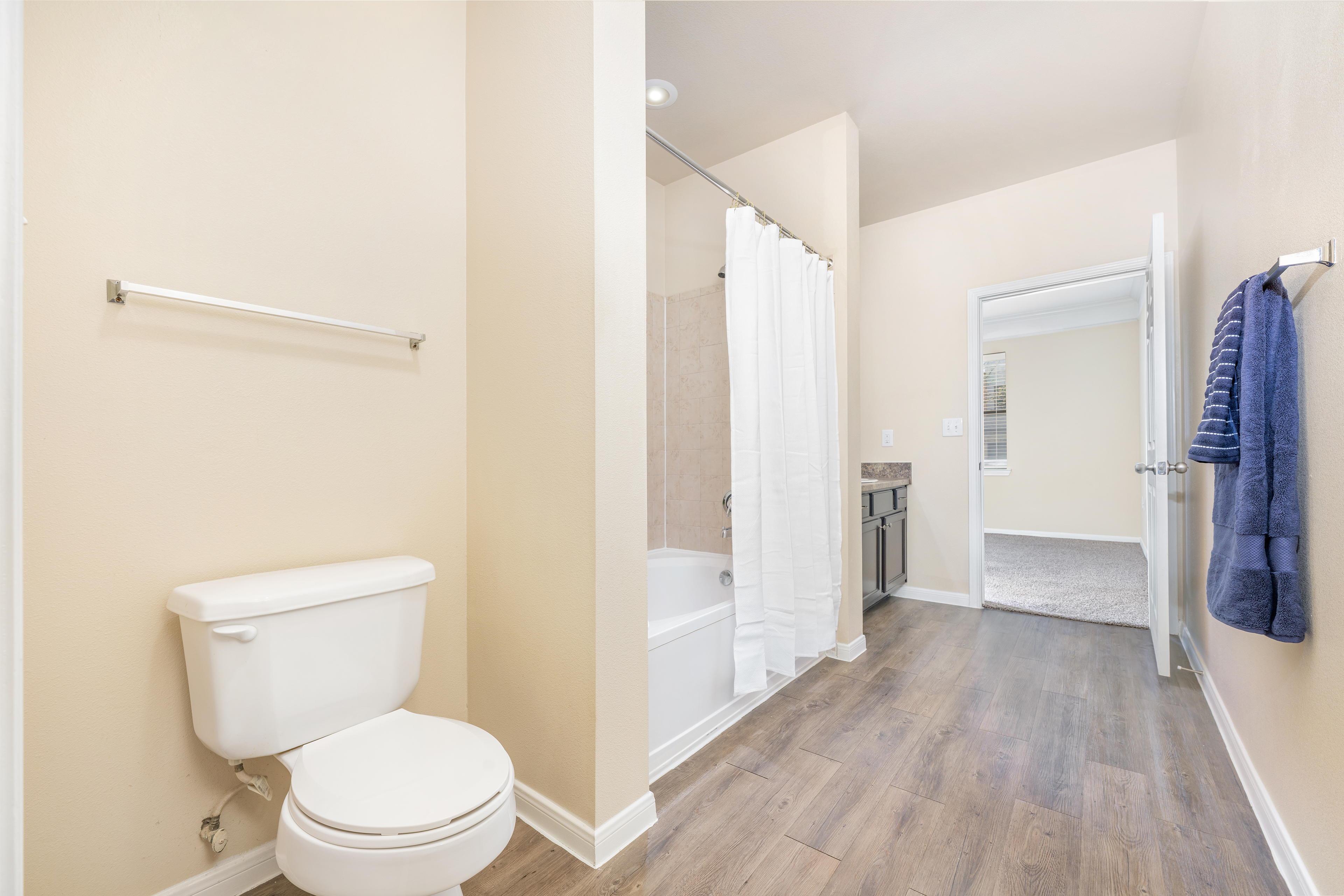 Property Aerial at MAA Hebron luxury apartment homes in Carollton, TX