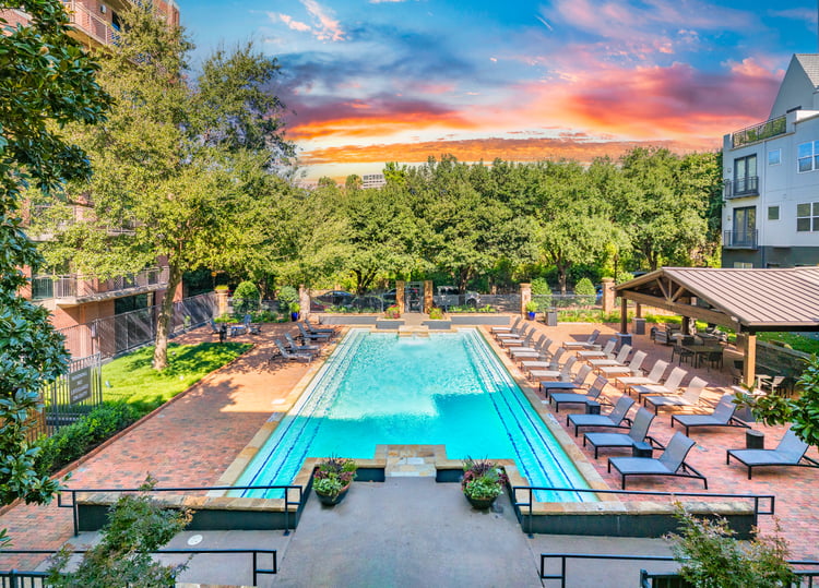 Pool at MAA heights luxury apartment homes in Dallas, TX
