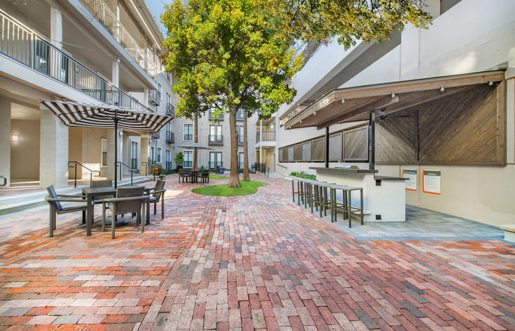 Courtyard at MAA Legacy luxury apartment homes in Plano, TX