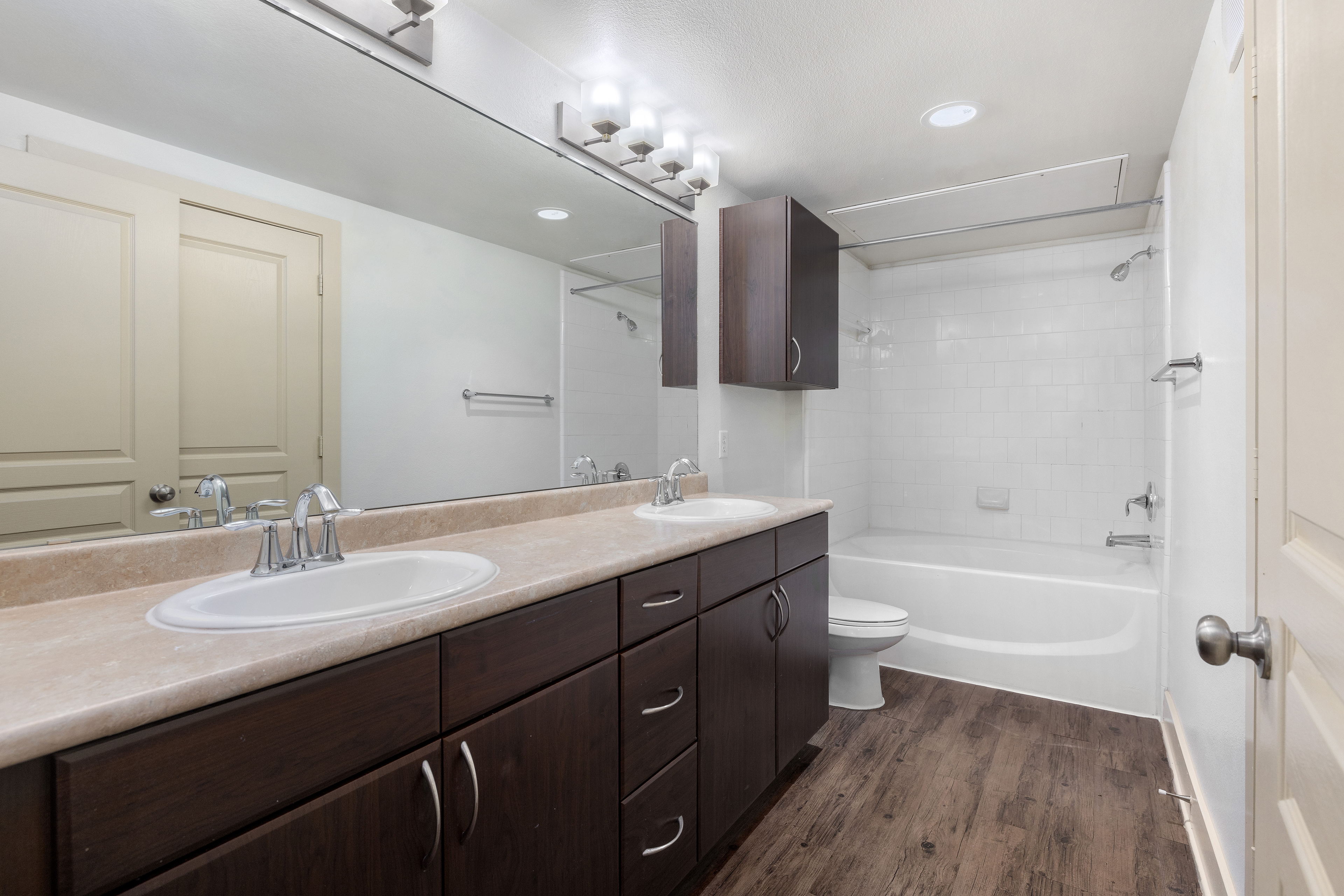 Bathroom at MAA Lowes Farm luxury apartment homes in Mansfield, TX