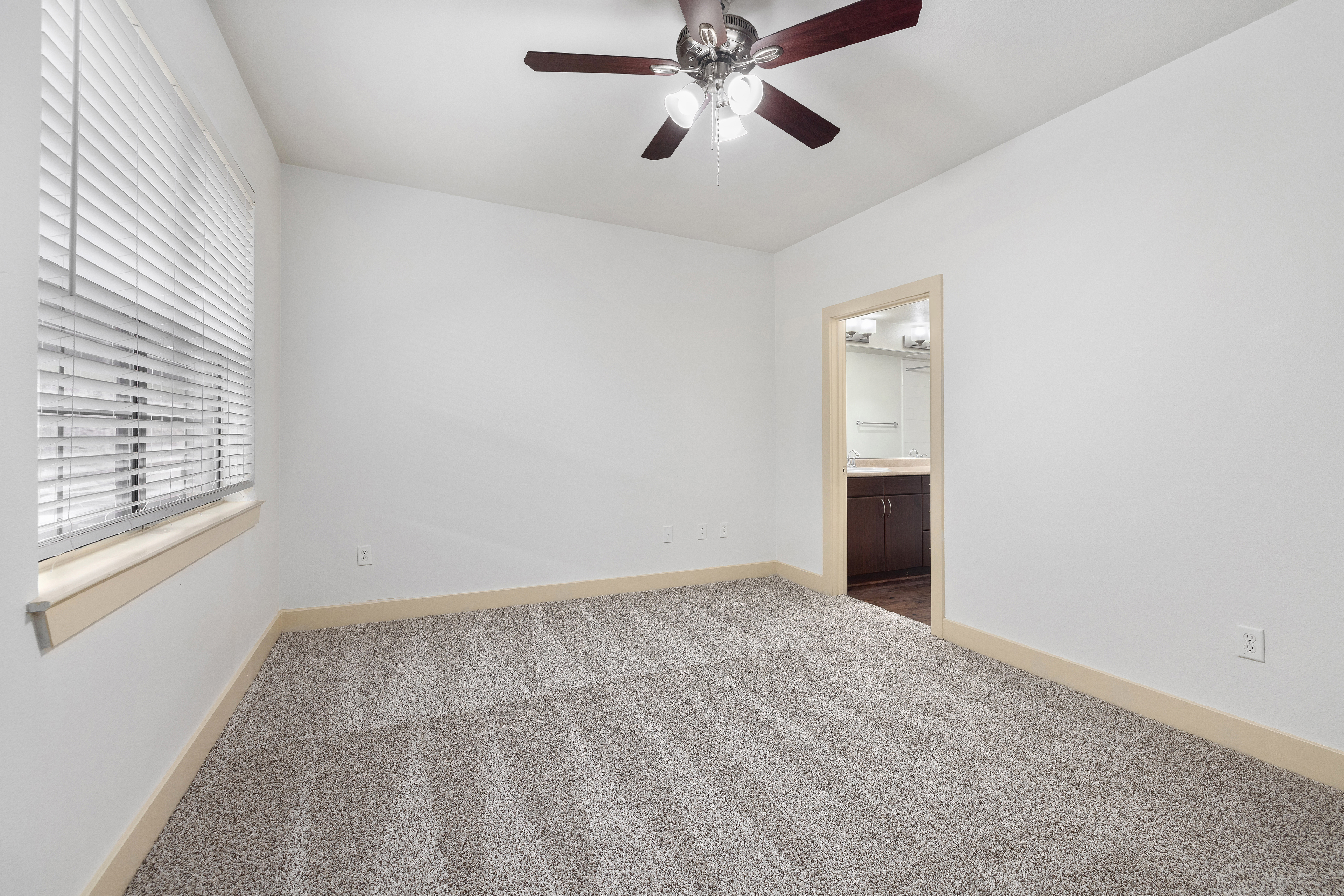 Bedroom at MAA Lowes Farm luxury apartment homes in Mansfield, TX