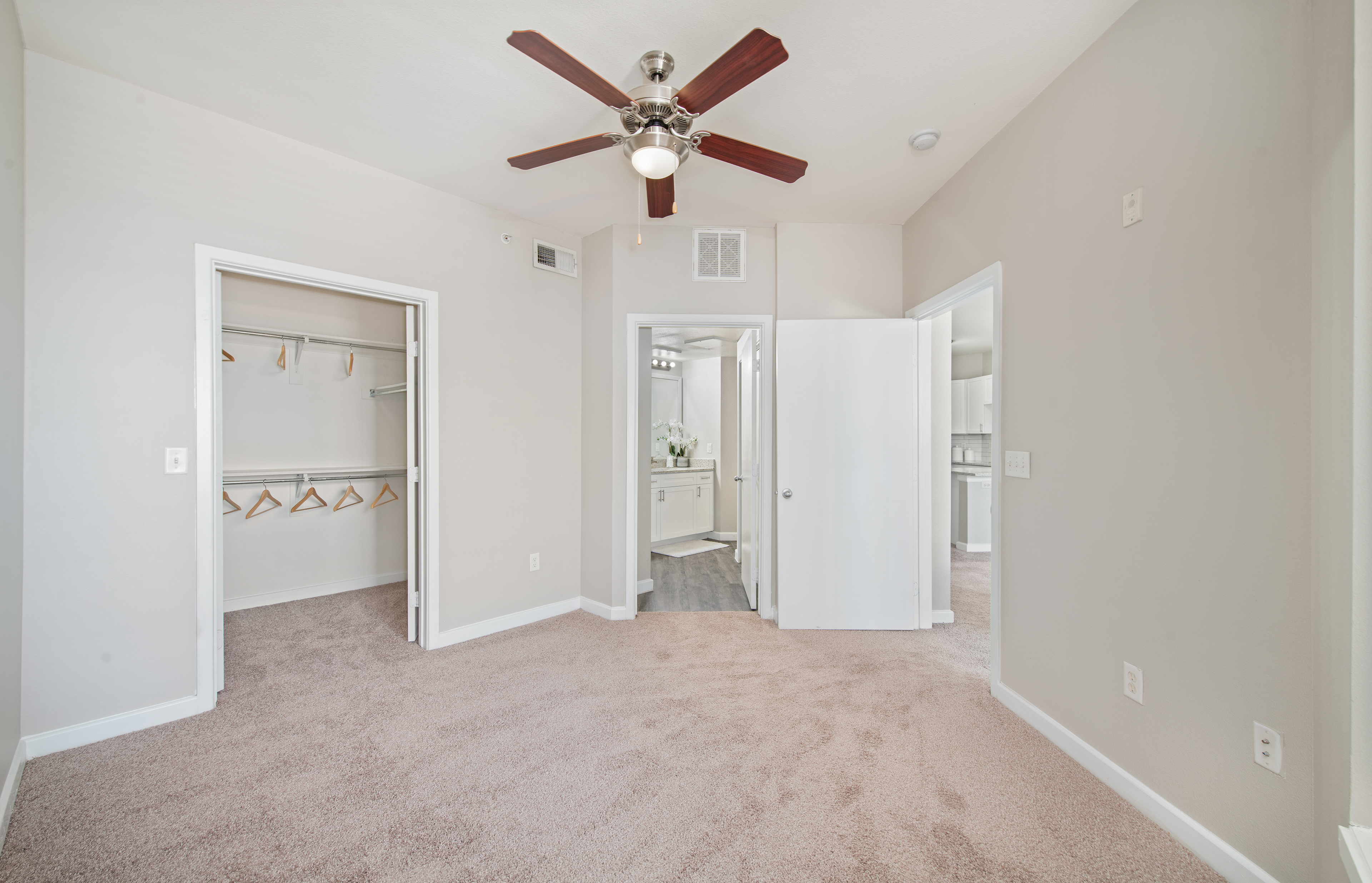 Bedroom at MAA Medical District luxury apartment homes in Dallas, TX