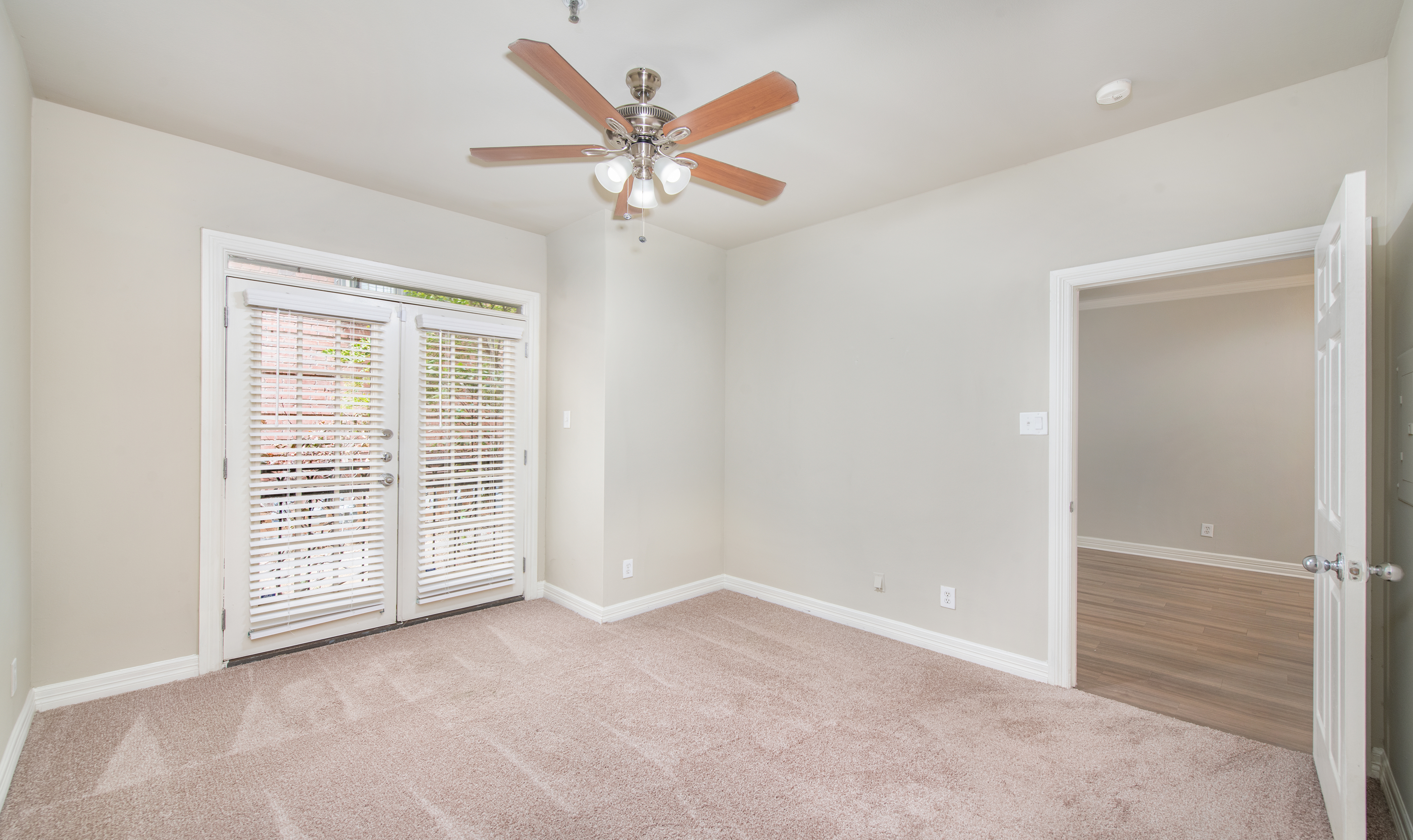 Model Bedroom at MAA Meridian in Dallas, TX