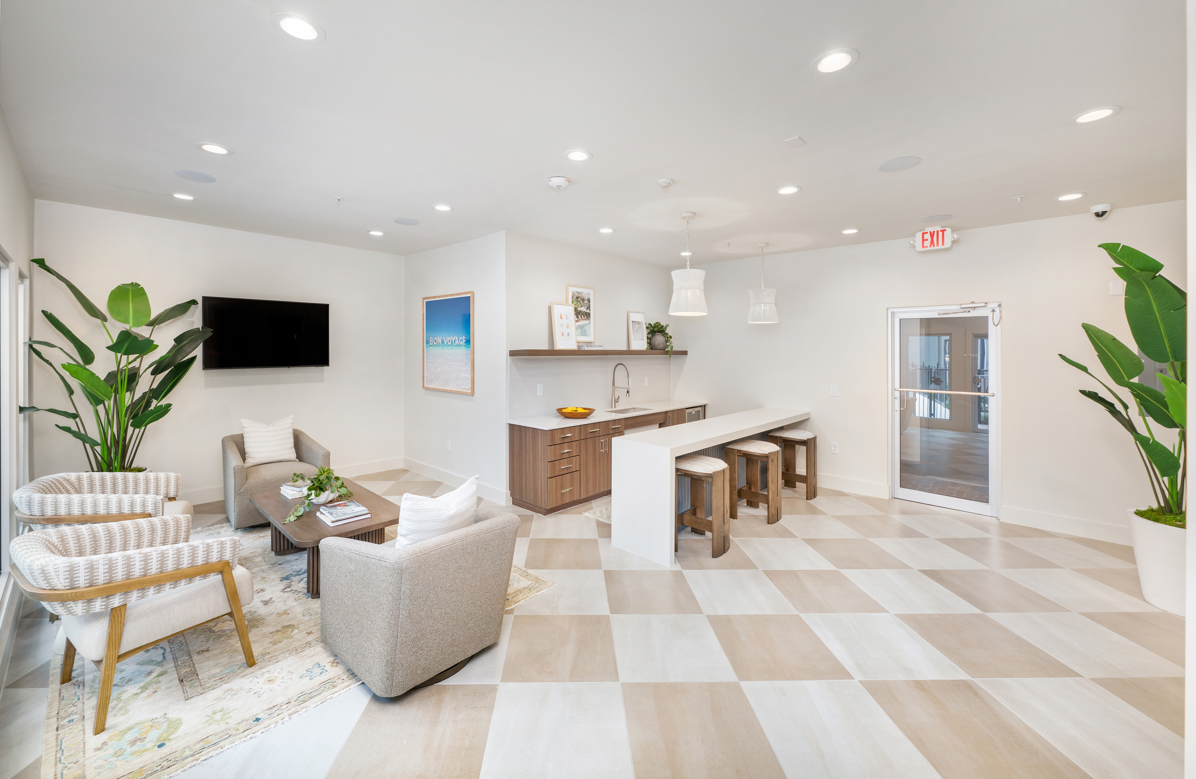 Lounge at MAA North Hall luxury apartment homes in Dallas, TX