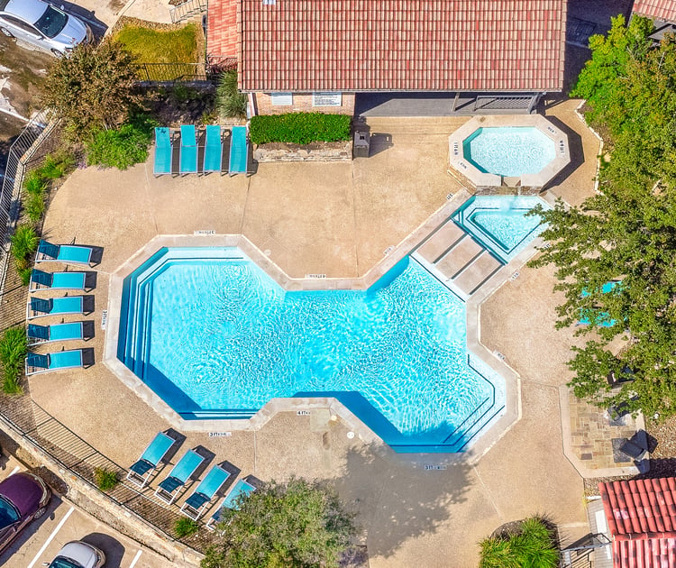 Pool at MAA Remington Hills luxury apartment homes in Irving, TX