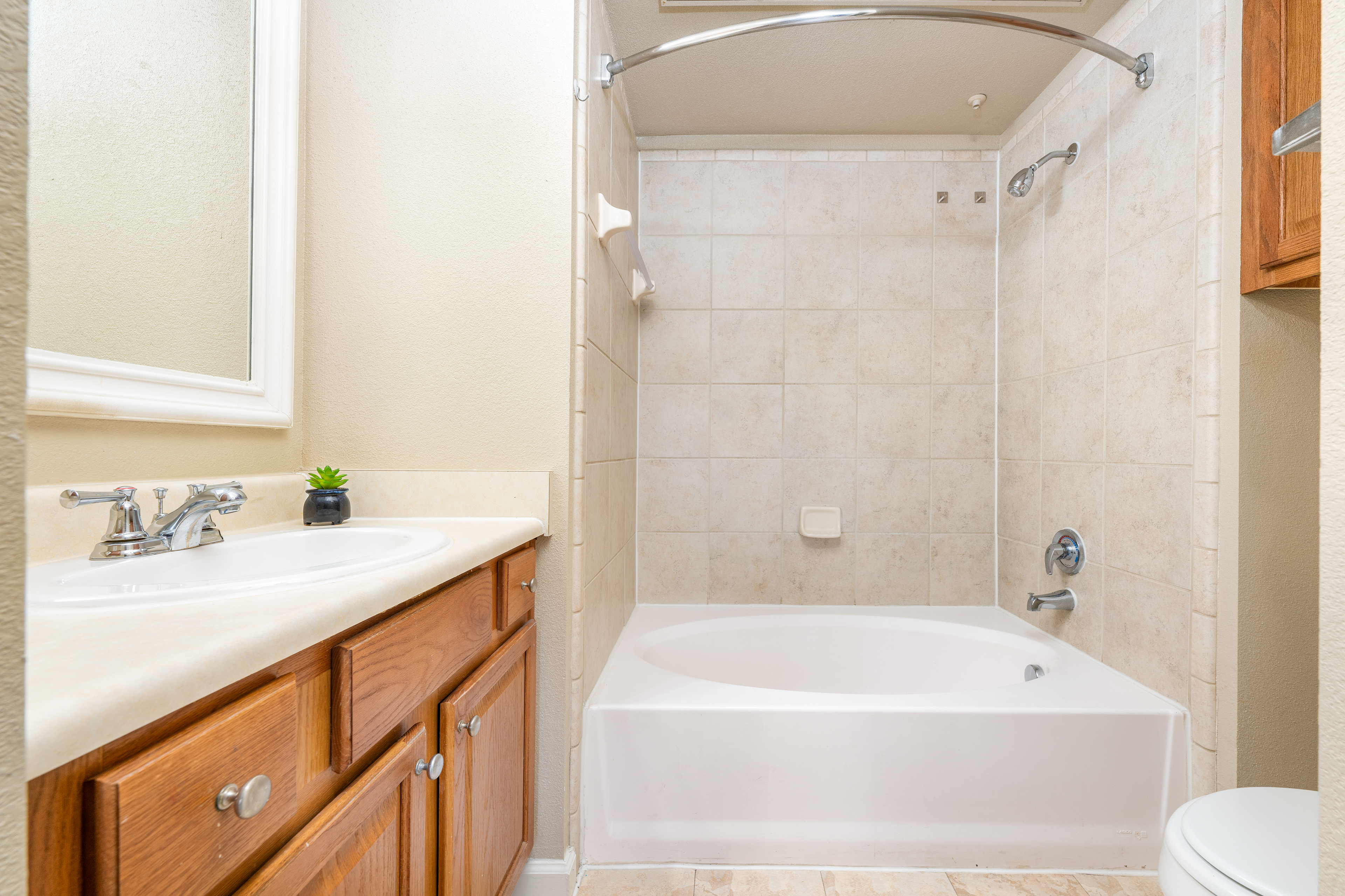 Bathroom at MAA Starwood luxury apartment homes in Frisco, TX