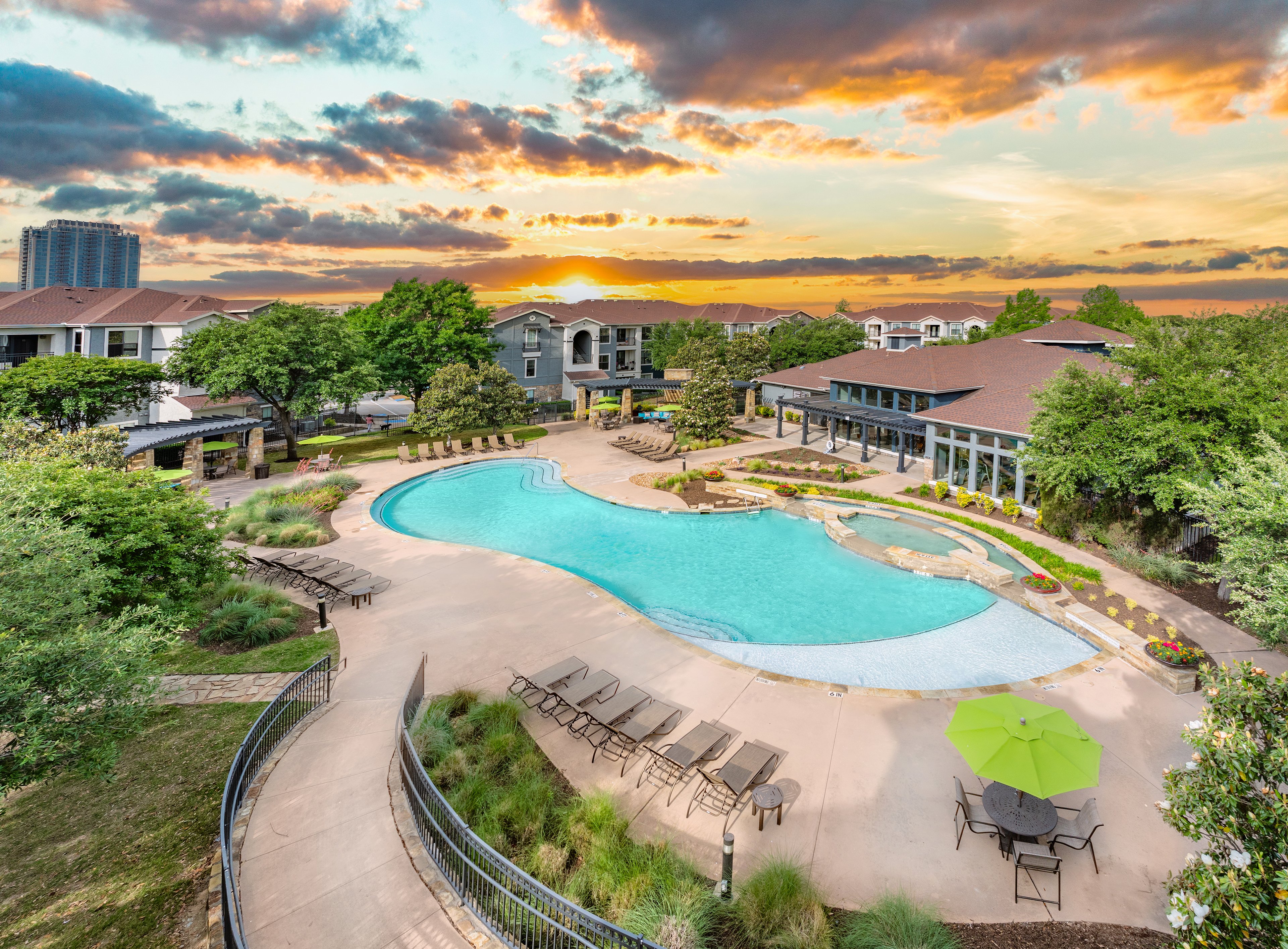 Pool at MAA Starwood luxury apartment homes in Frisco, TX