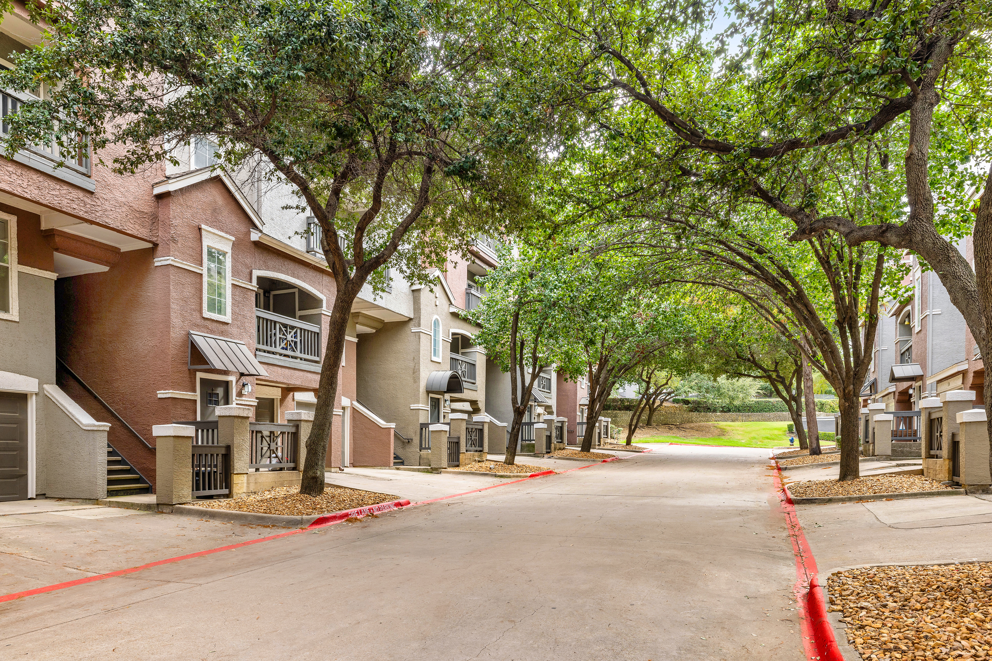Buildings at MAA Valley Ranch luxury apartment homes in Irving, TX