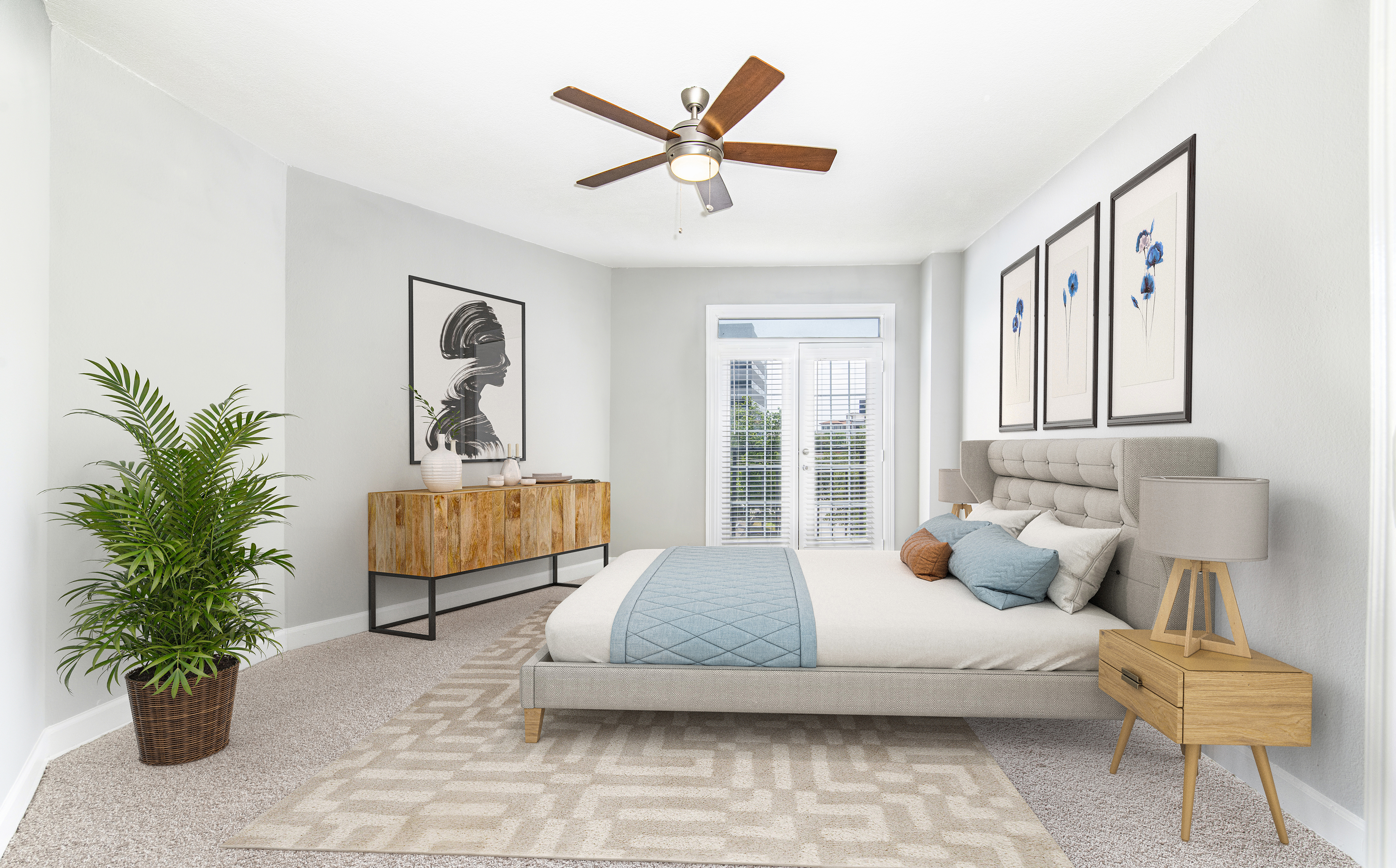 Bedroom at MAA Worthington luxury apartment homes in Dallas, TX