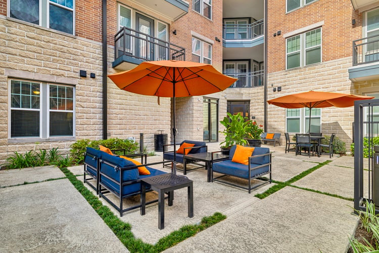 Lanai - at MAA 510 luxury apartment homes in Houston, TX