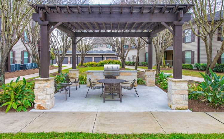Grill at MAA Fall Creek luxury apartment homes in Houston, TX