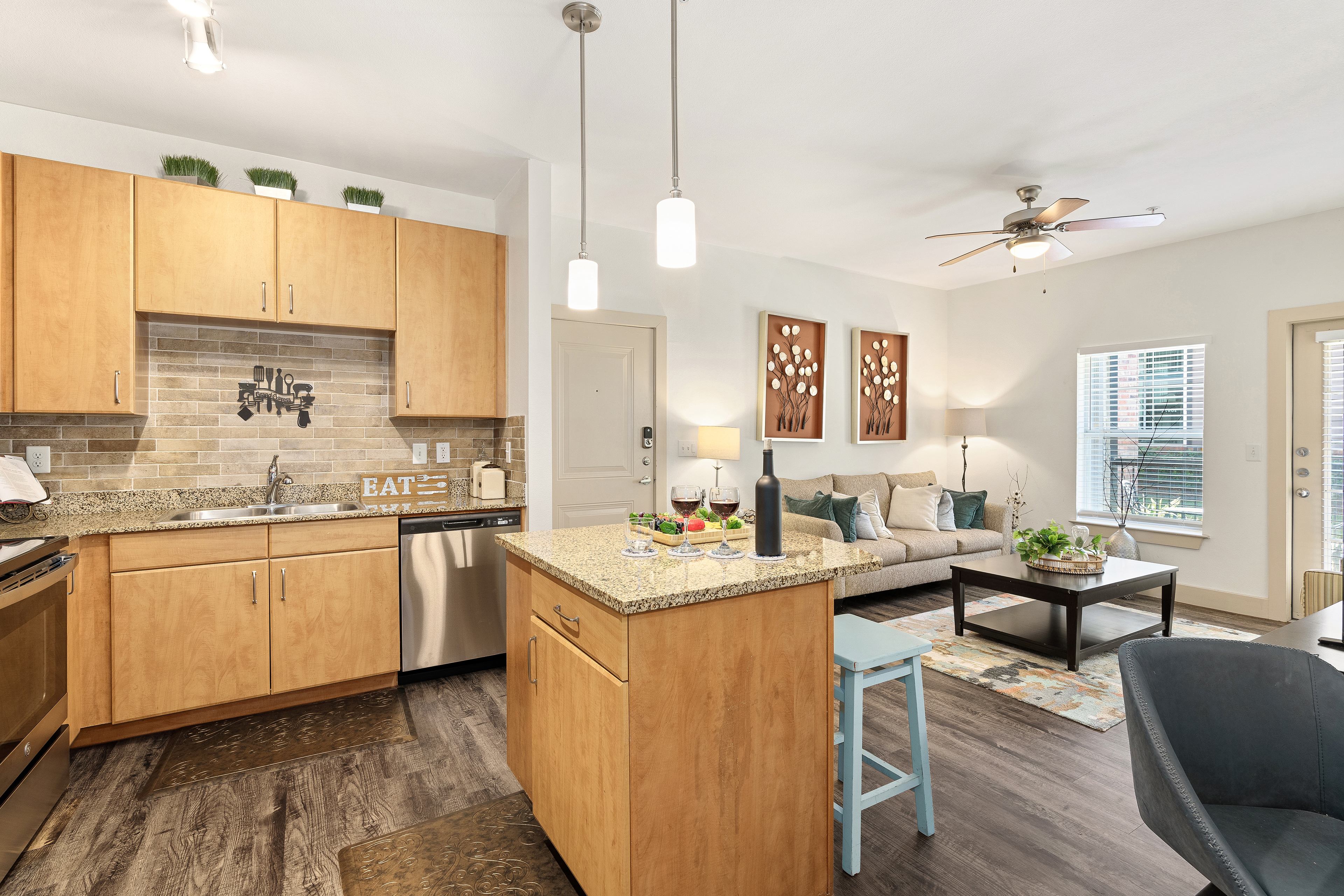 Kitchen at MAA Grand Cypress luxury apartment homes in Cypress, TX