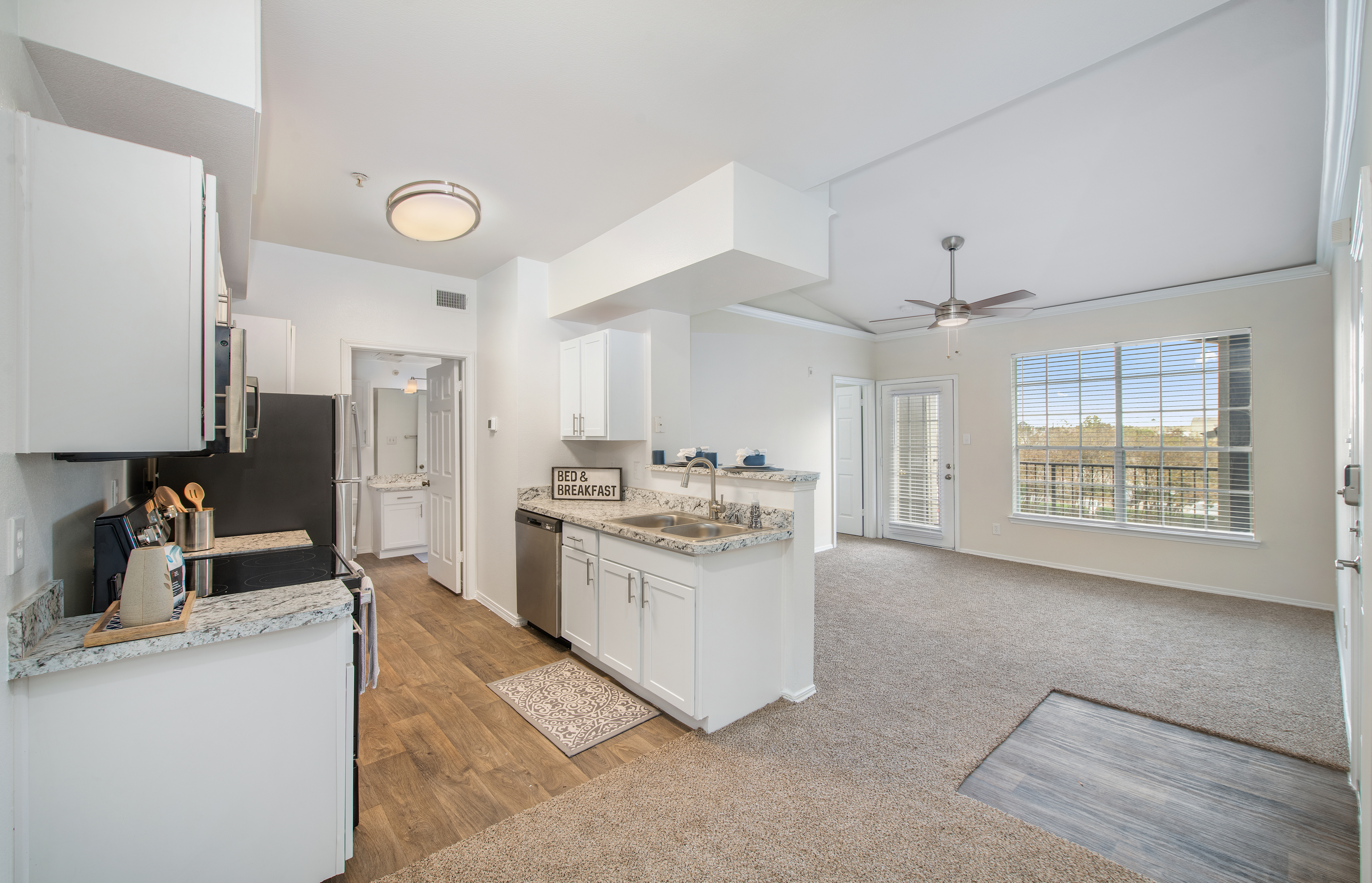 Kitchen at MAA Kirkwood luxury apartment homes in Stafford, TX