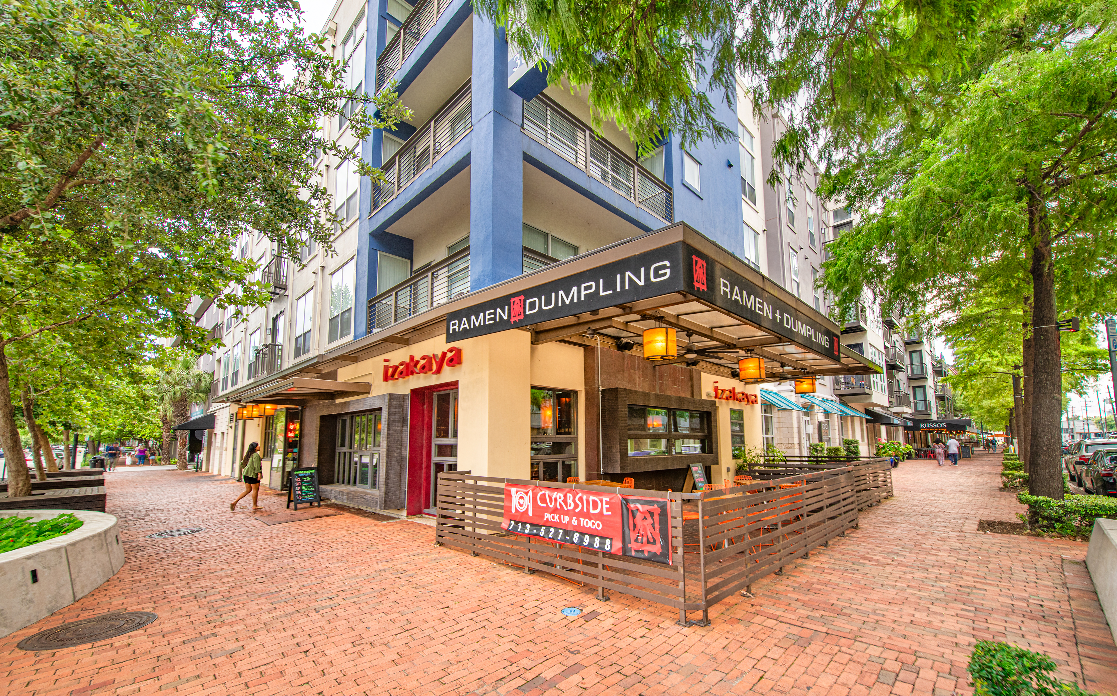 Restaurant and retail at Post Midtown Square luxury apartment homes in Houston, TX