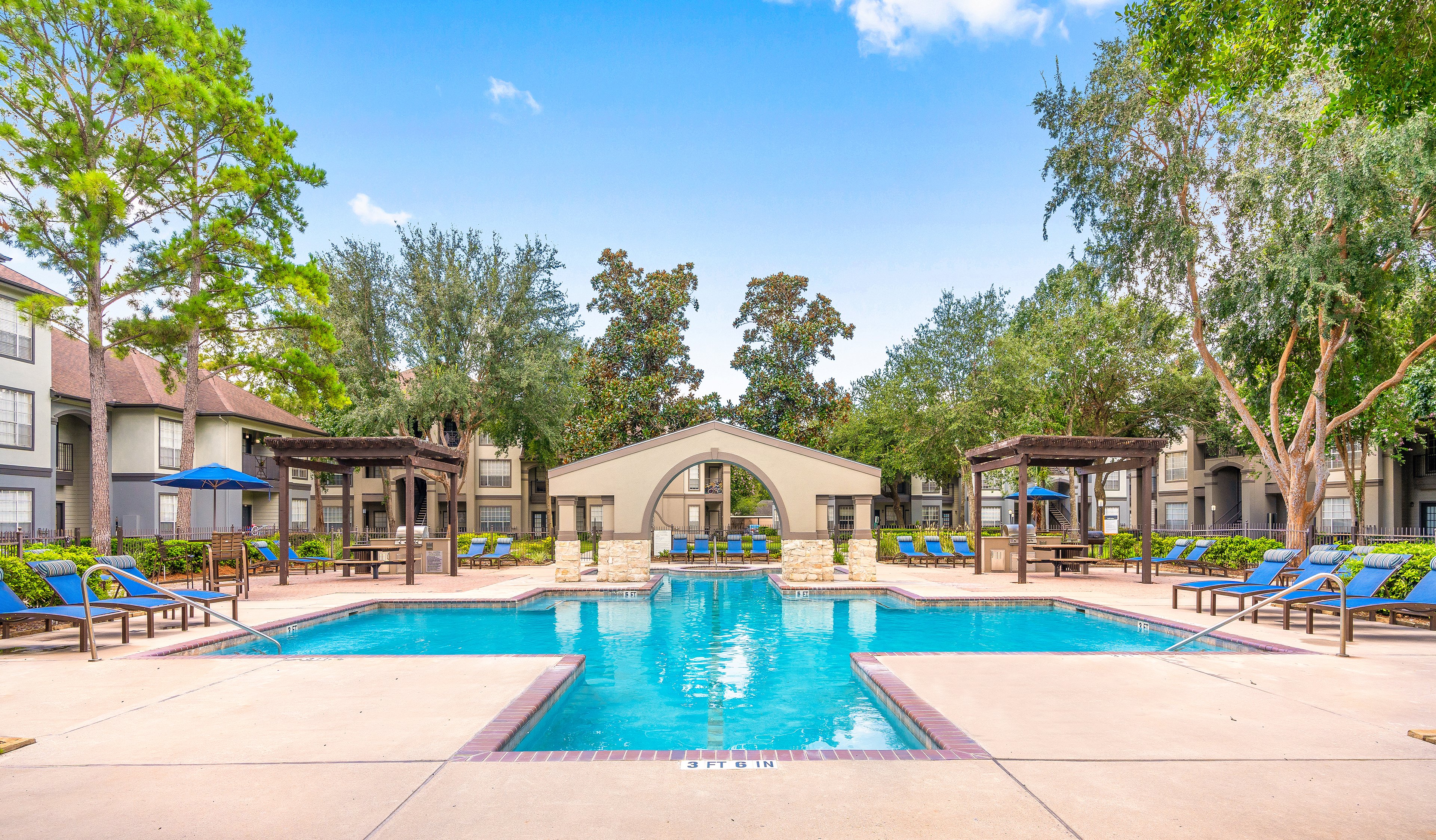 Pool at MAA Ranchstone luxury apartment homes in Houston, TX