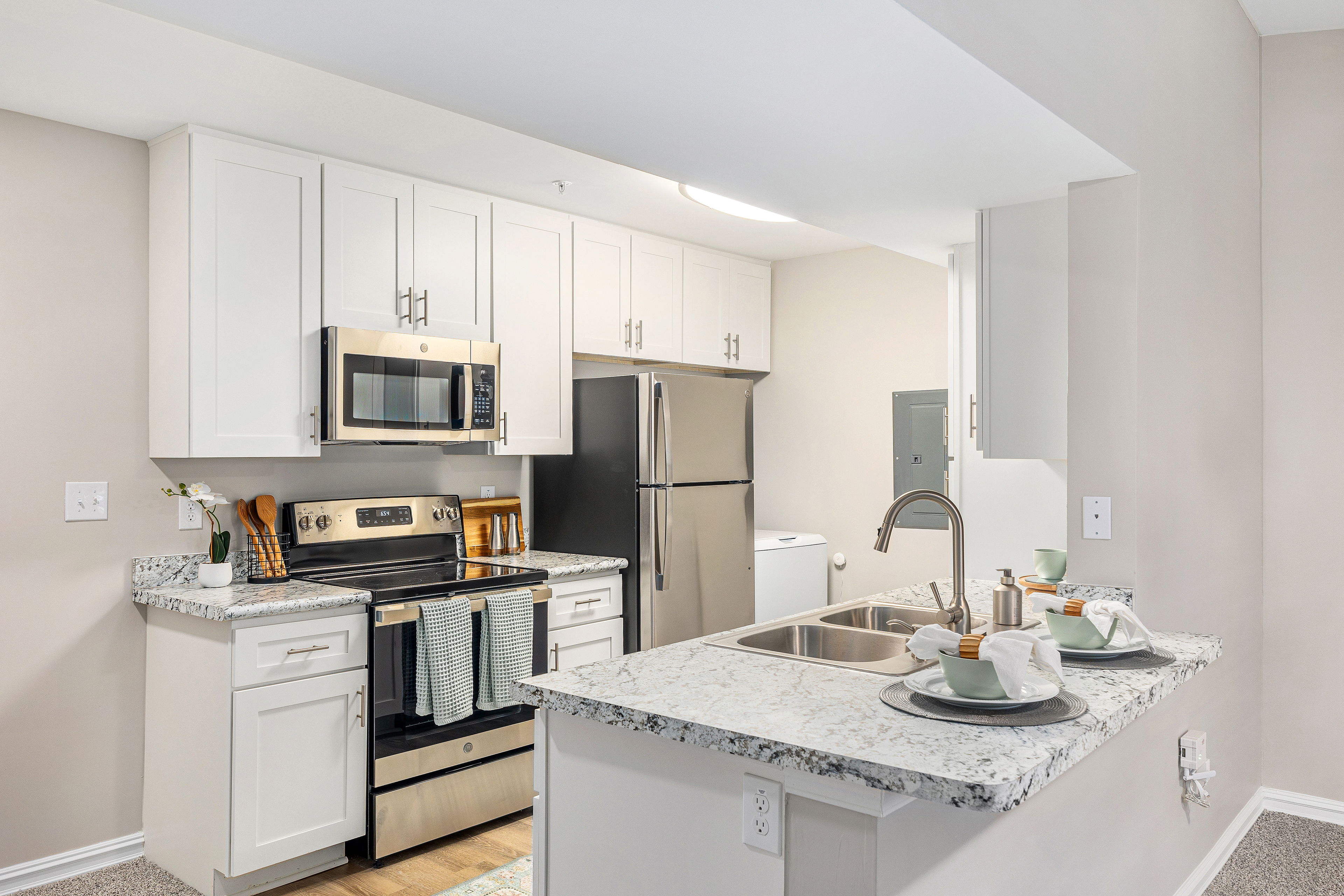 Kitchen at MAA Valleywood luxury apartment homes in The Woodlands, TX