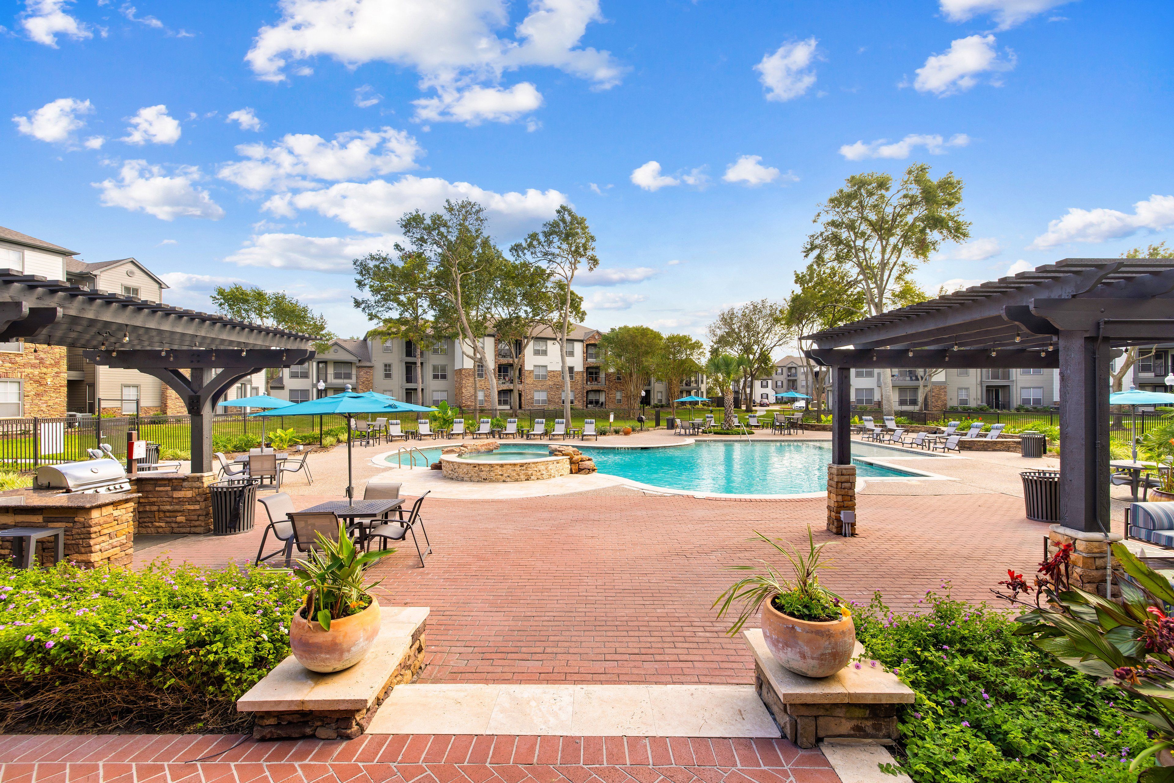 Pool at MAA Woodwind luxury apartment homes in Houston, TX