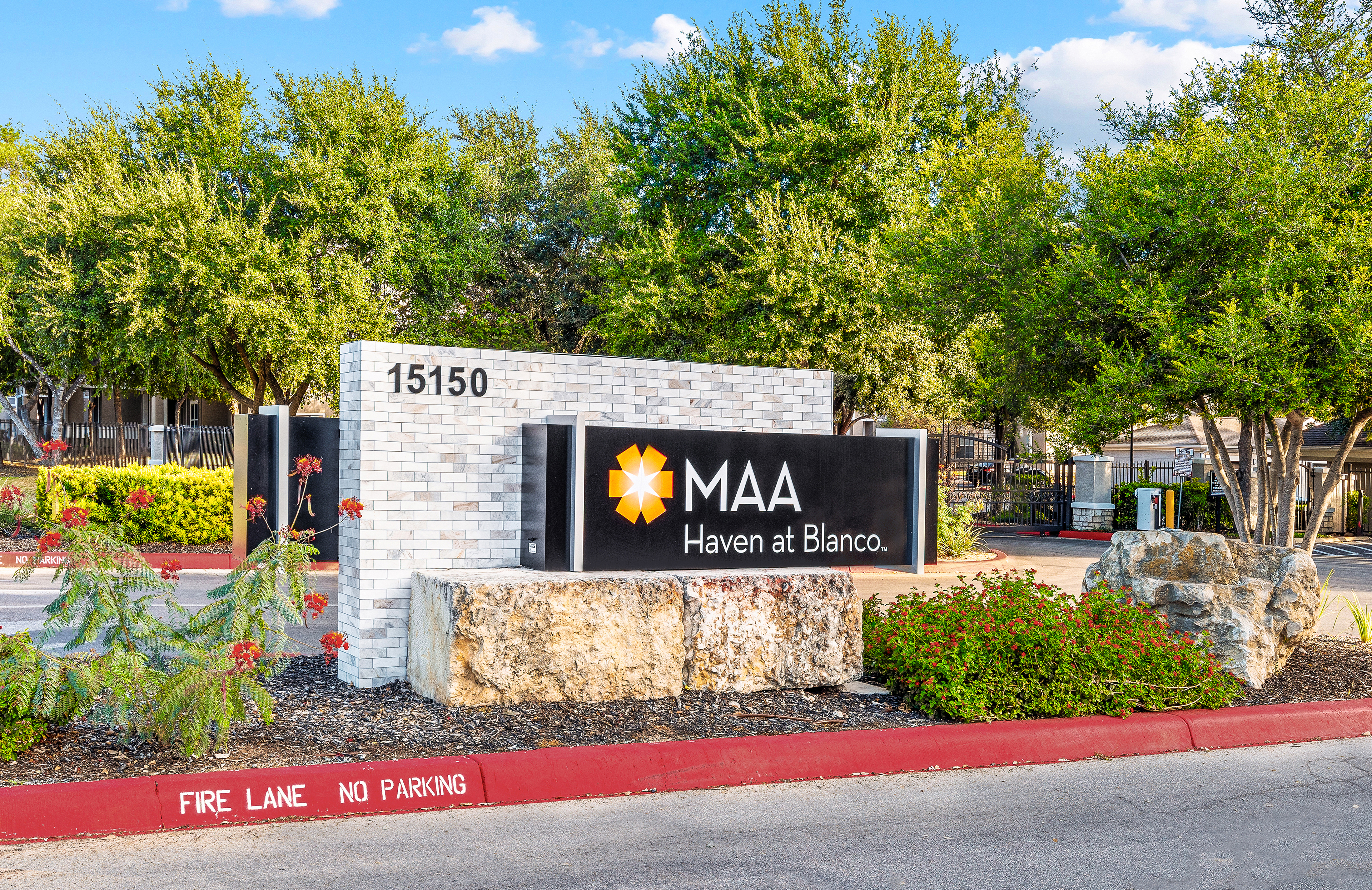 Signage at MAA Haven at Blanco luxury apartment homes in San Antonio, TX