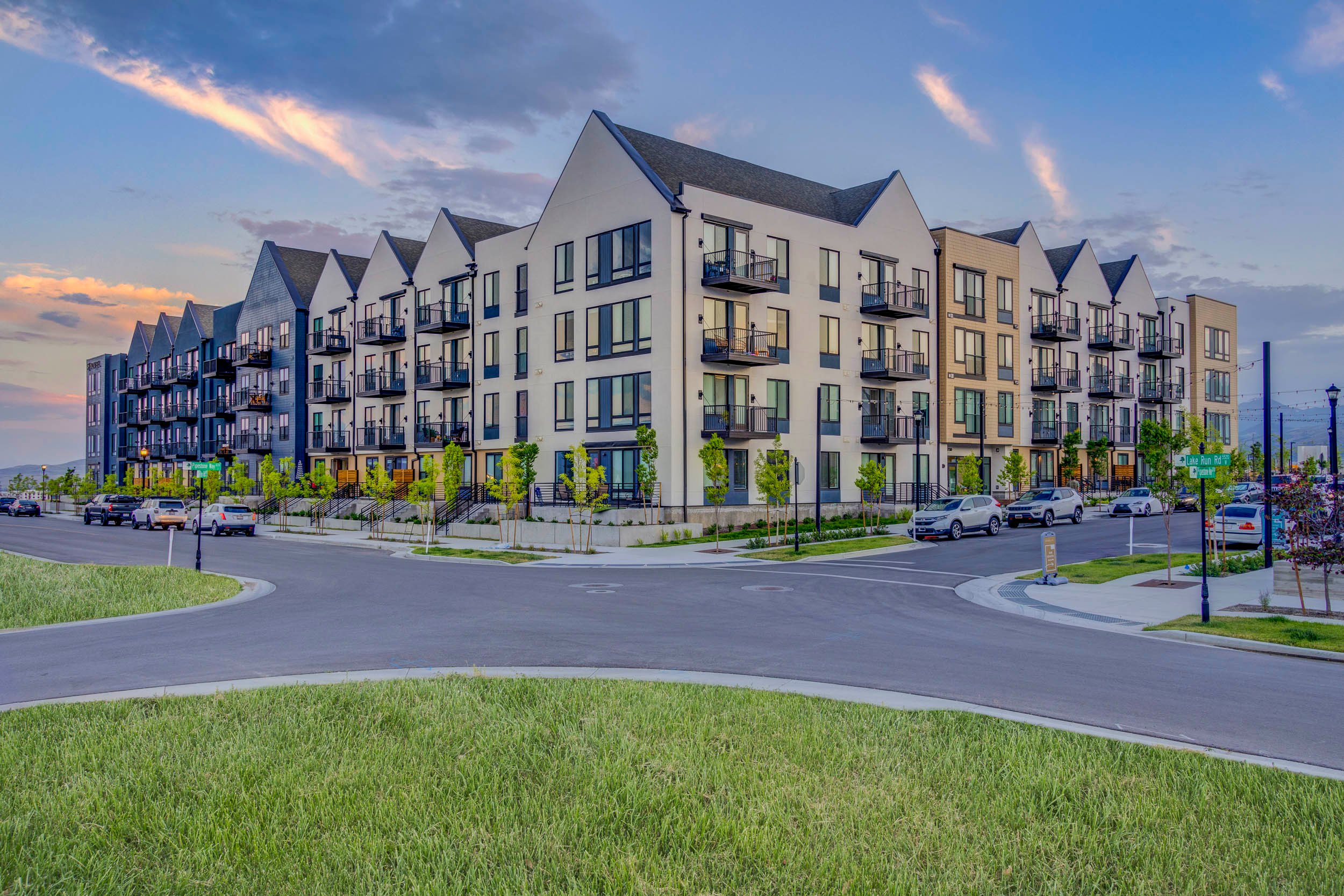 Exterior at MAA at Daybreak luxury apartment homes in South Jordan, UT