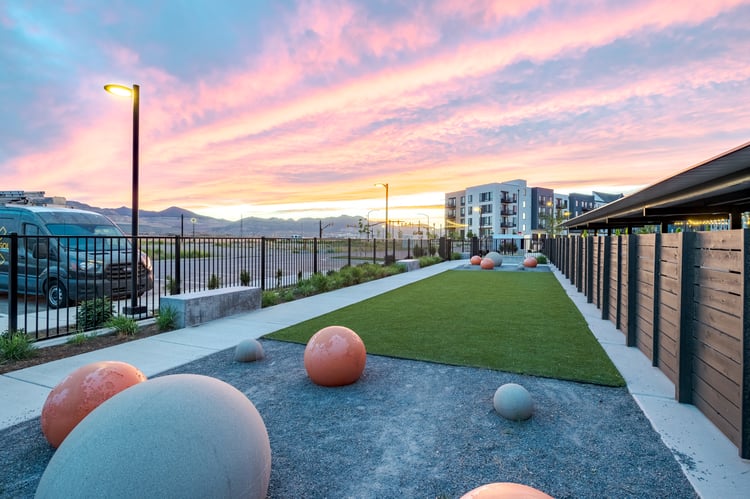 Green space at MAA at Daybreak luxury apartment homes in South Jordan, UT