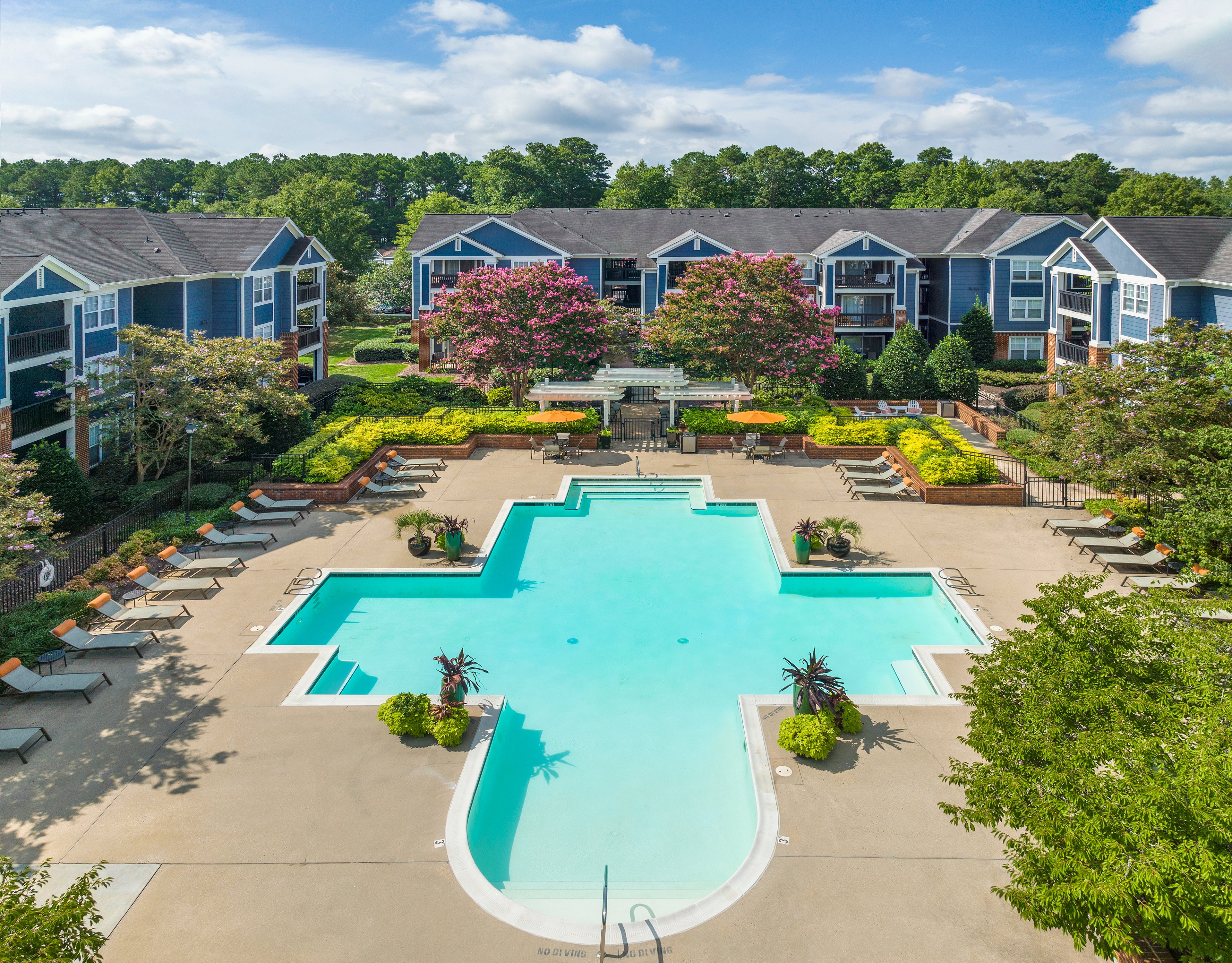 Pool View at MAA Adalay Bay in Chesapeake, VA