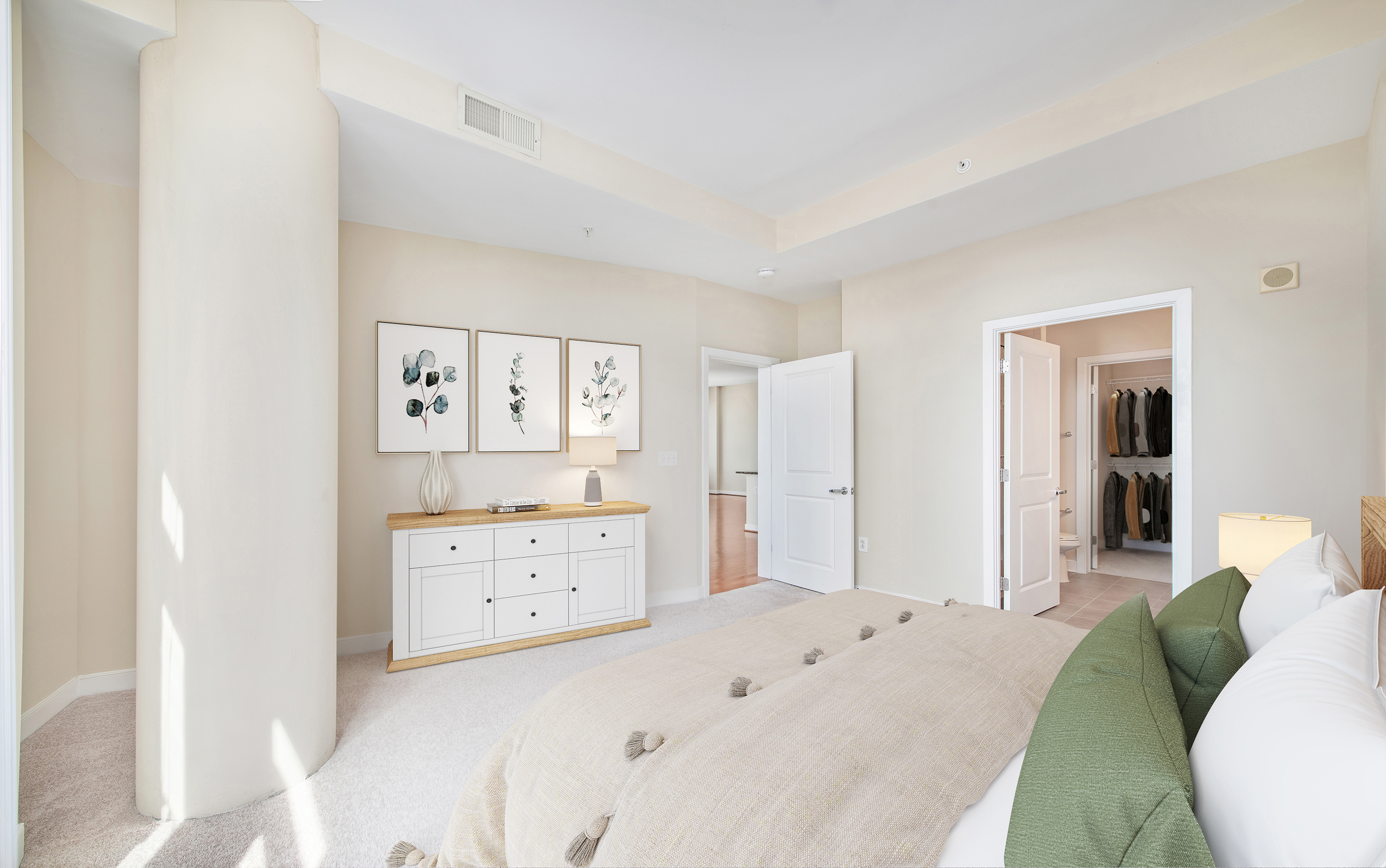 MAA Carlyle Square 7 of 11