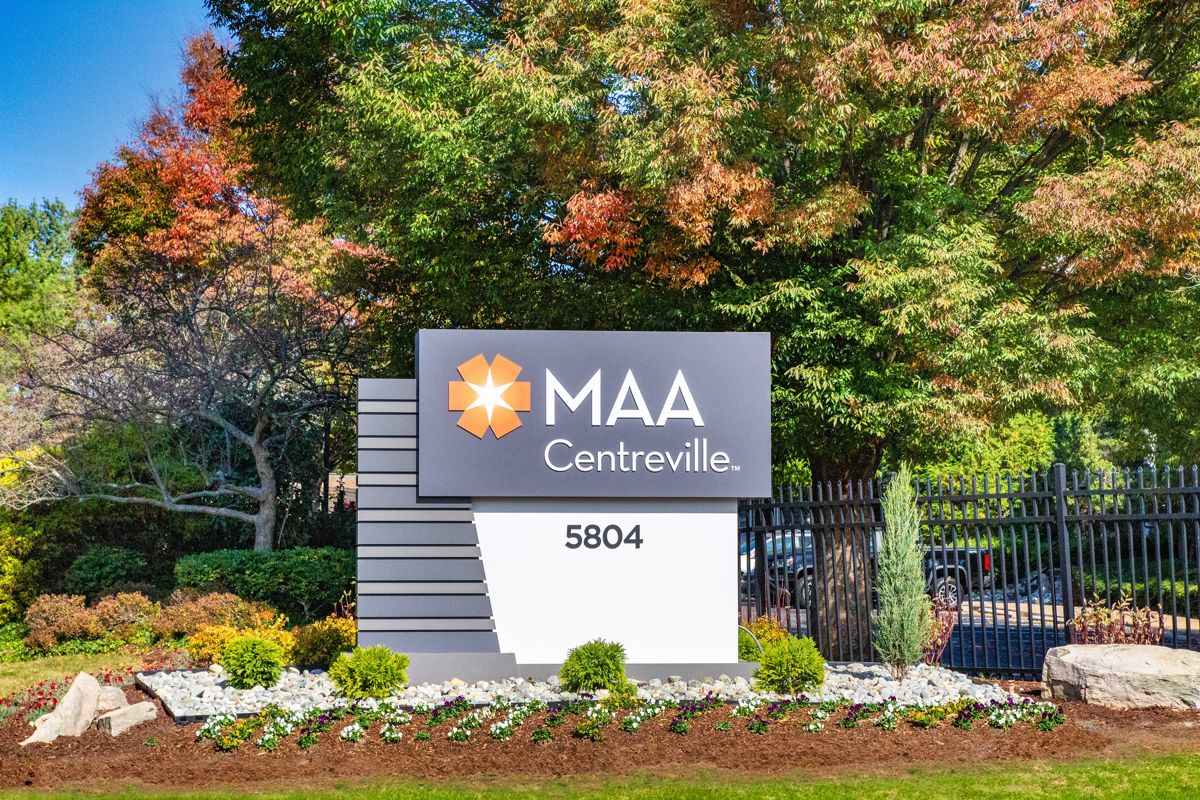 Signage at MAA Centreville luxury apartment homes in Centreville, VA