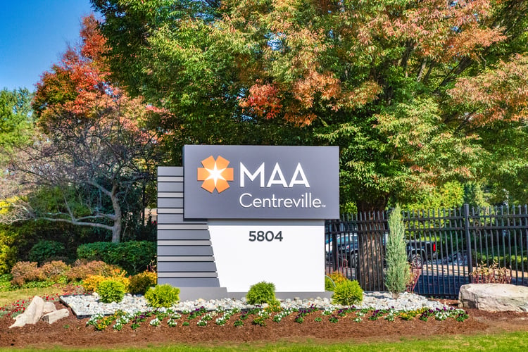 Signage at MAA Centreville luxury apartment homes in Centreville, VA