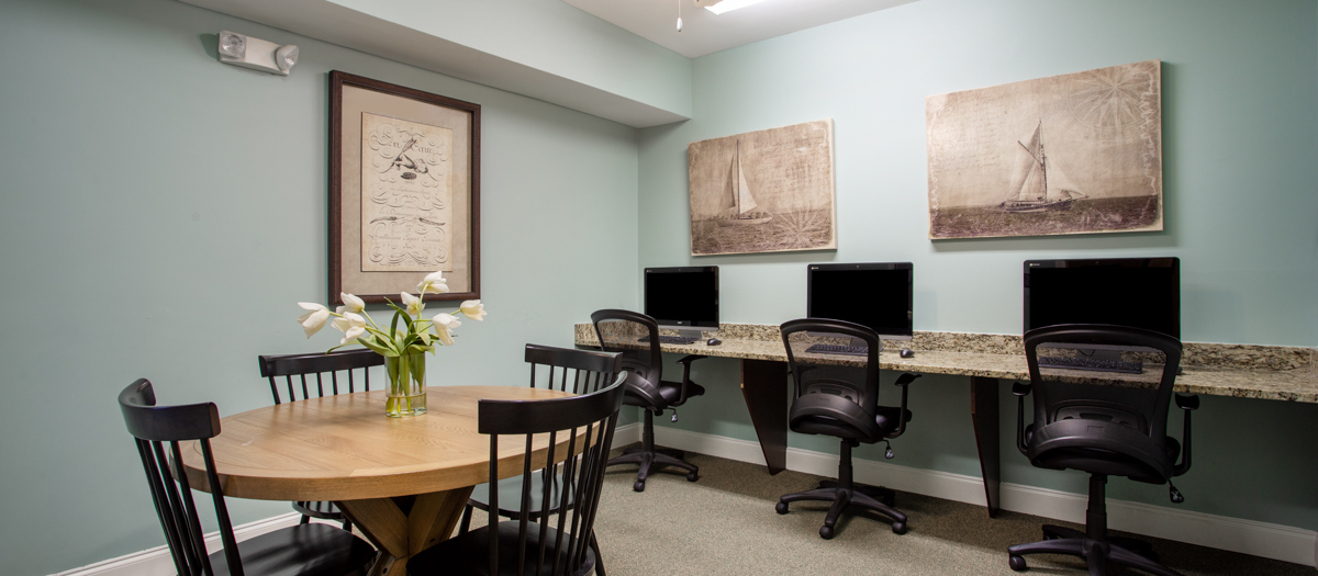 Business Center at MAA Cosner's Corner luxury apartment homes in Fredericksburg, VA