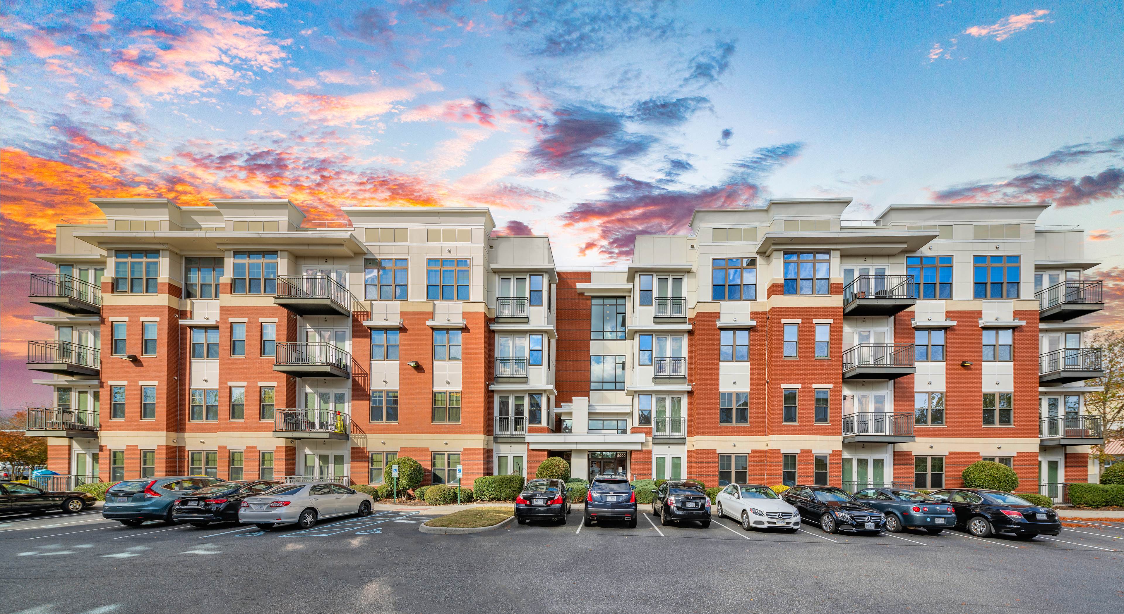Building at MAA Radius luxury apartment homes in Newport News, VA