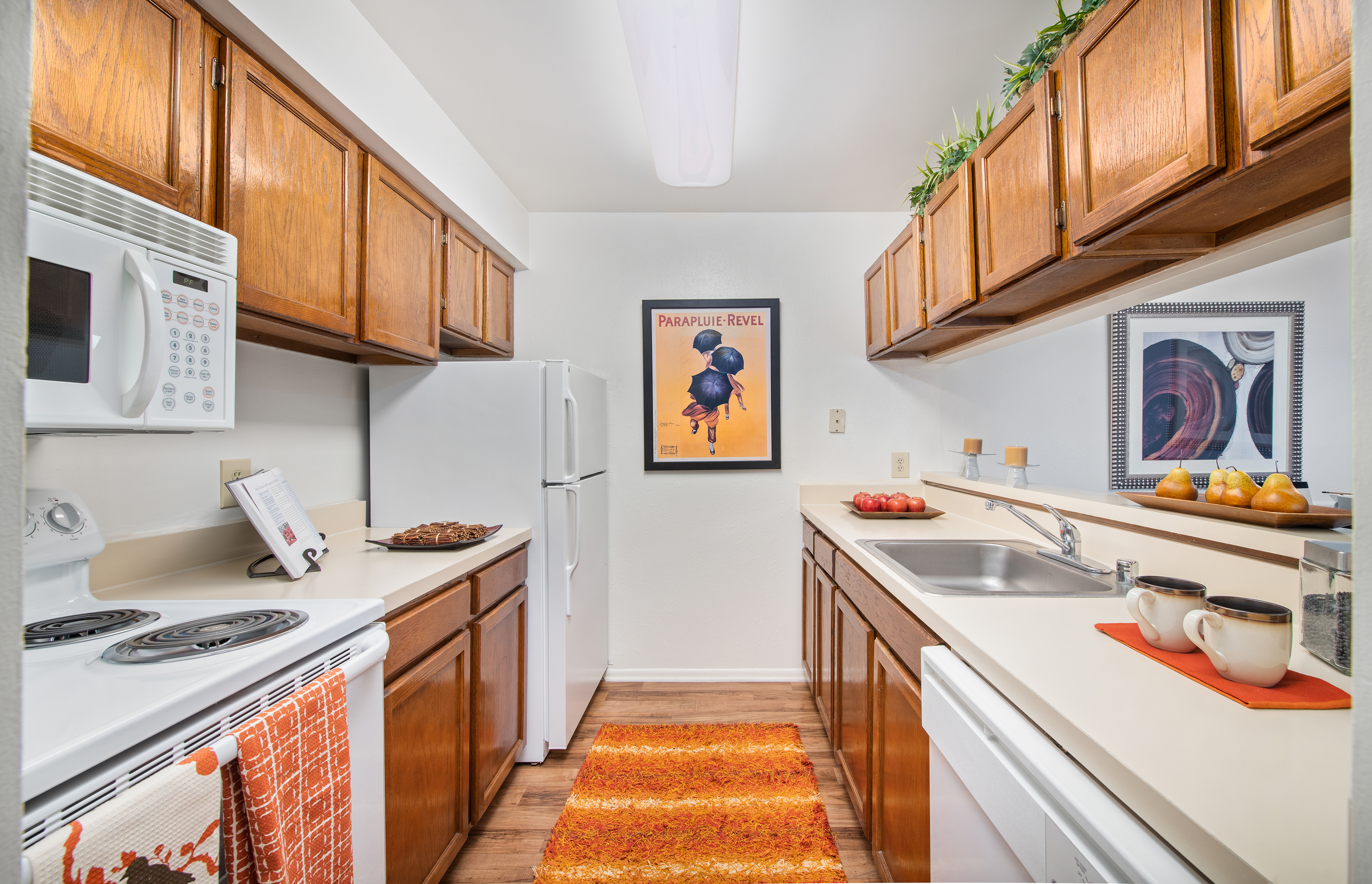 Kitchen at MAA Chase Gayton luxury apartment homes in Richmond, VA