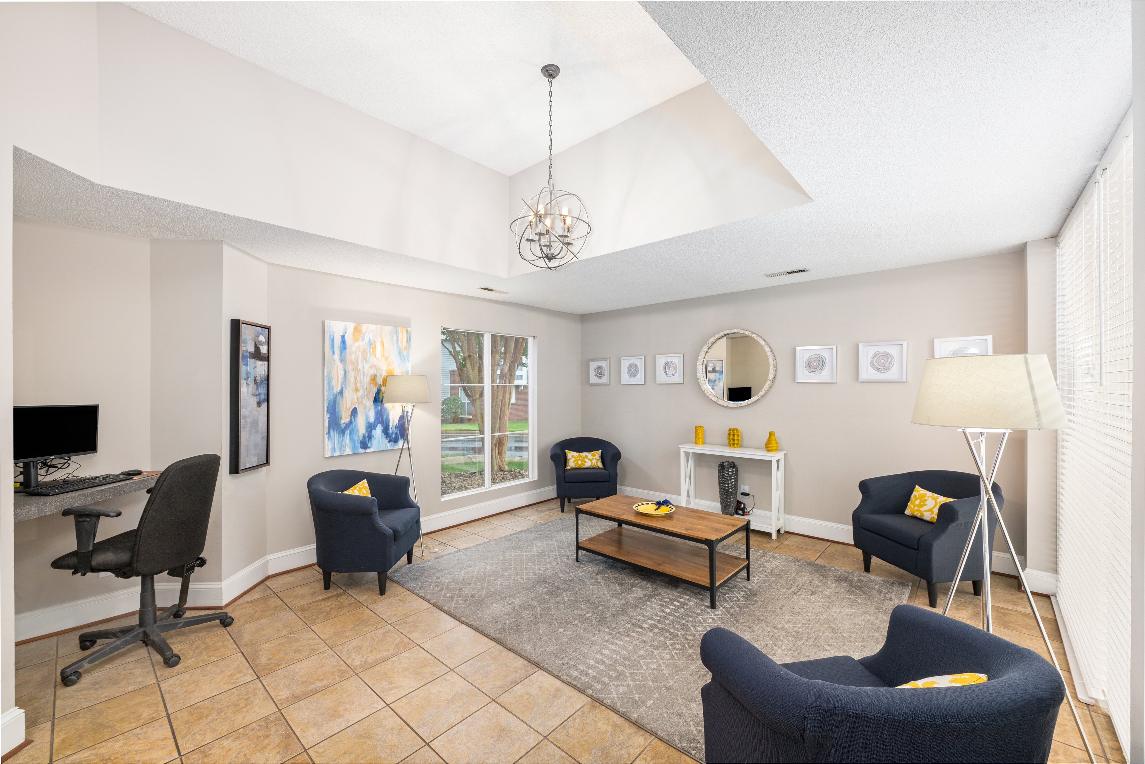 Business center at MAA Pavilion Place luxury apartment homes in Midlothian, VA