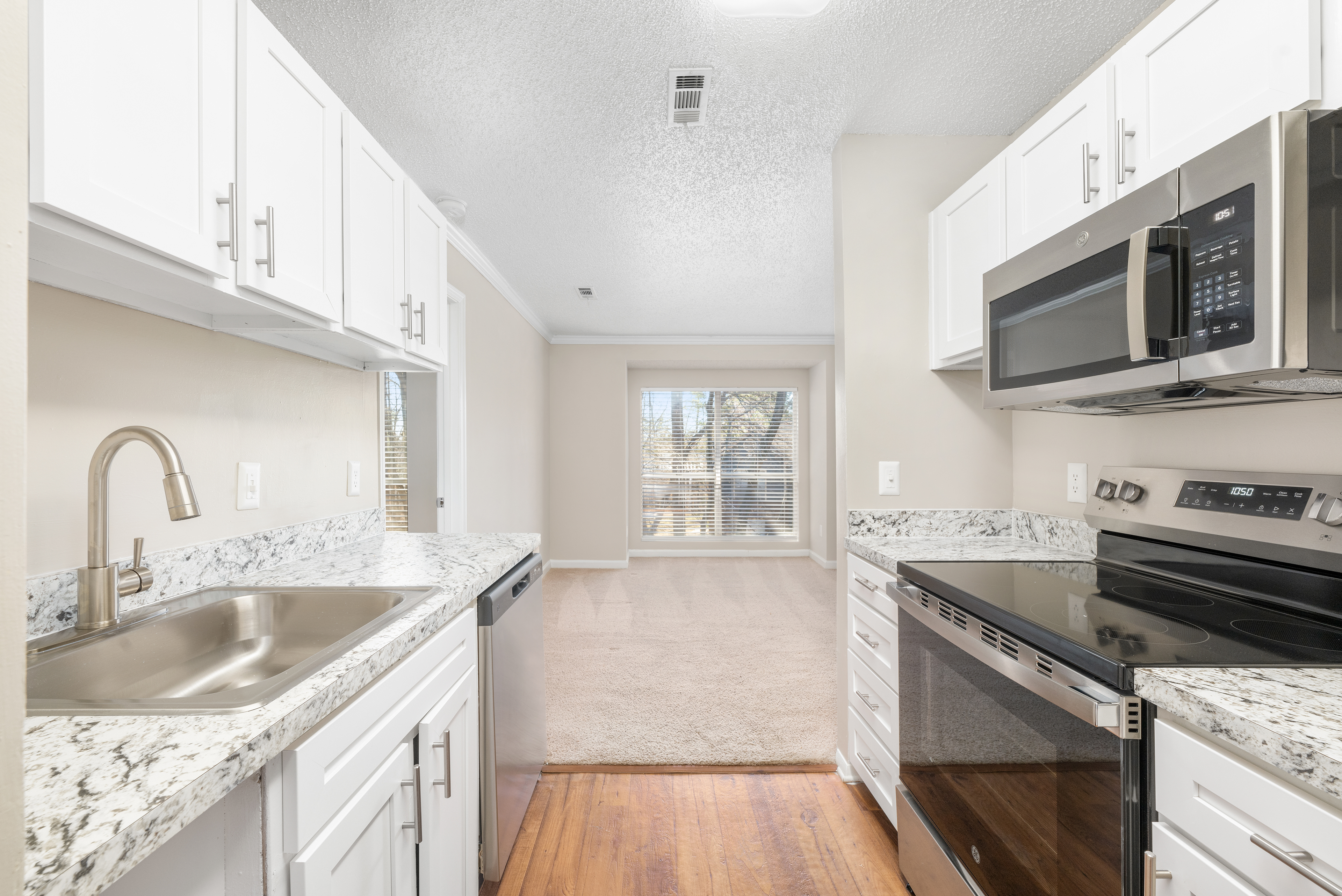 Kitchen at MAA West End luxury apartment homes in Glen Allen, VA