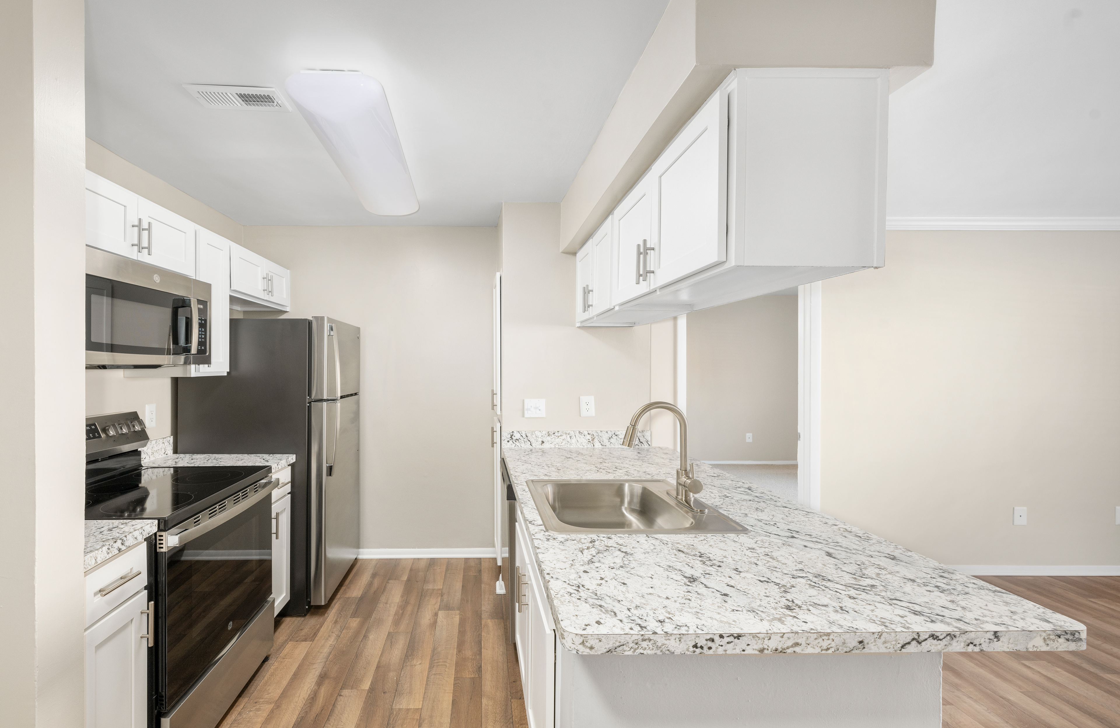 Kitchen at MAA West End luxury apartment homes in Glen Allen, VA
