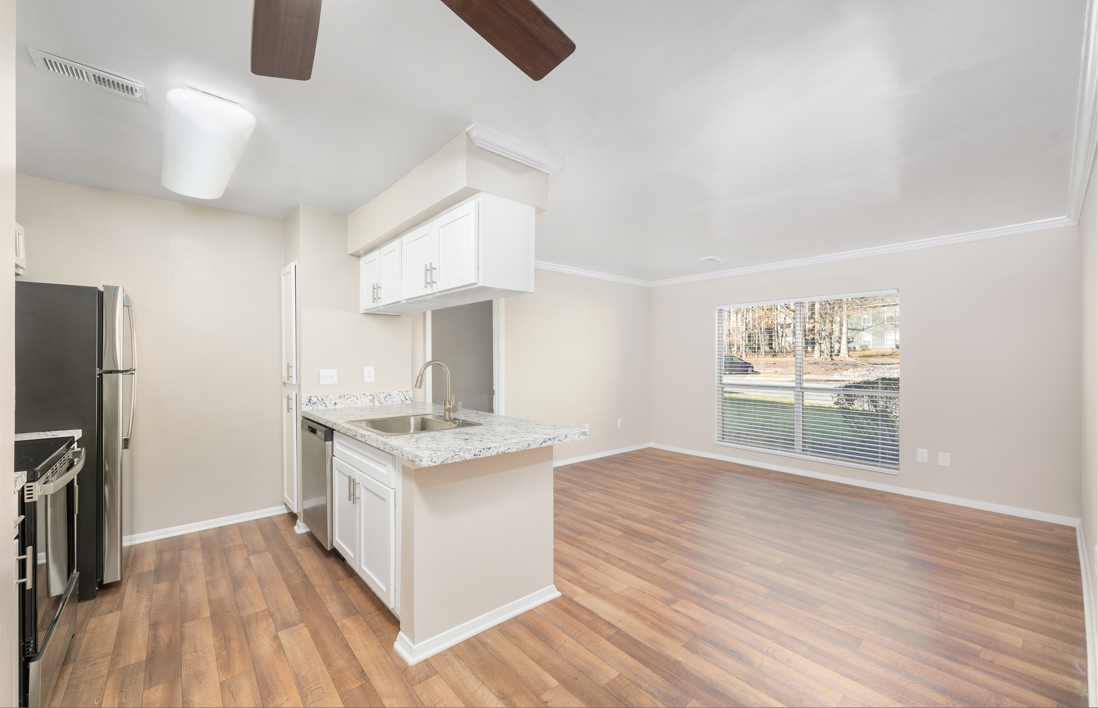 Model at MAA West End luxury apartment homes in Glen Allen, VA