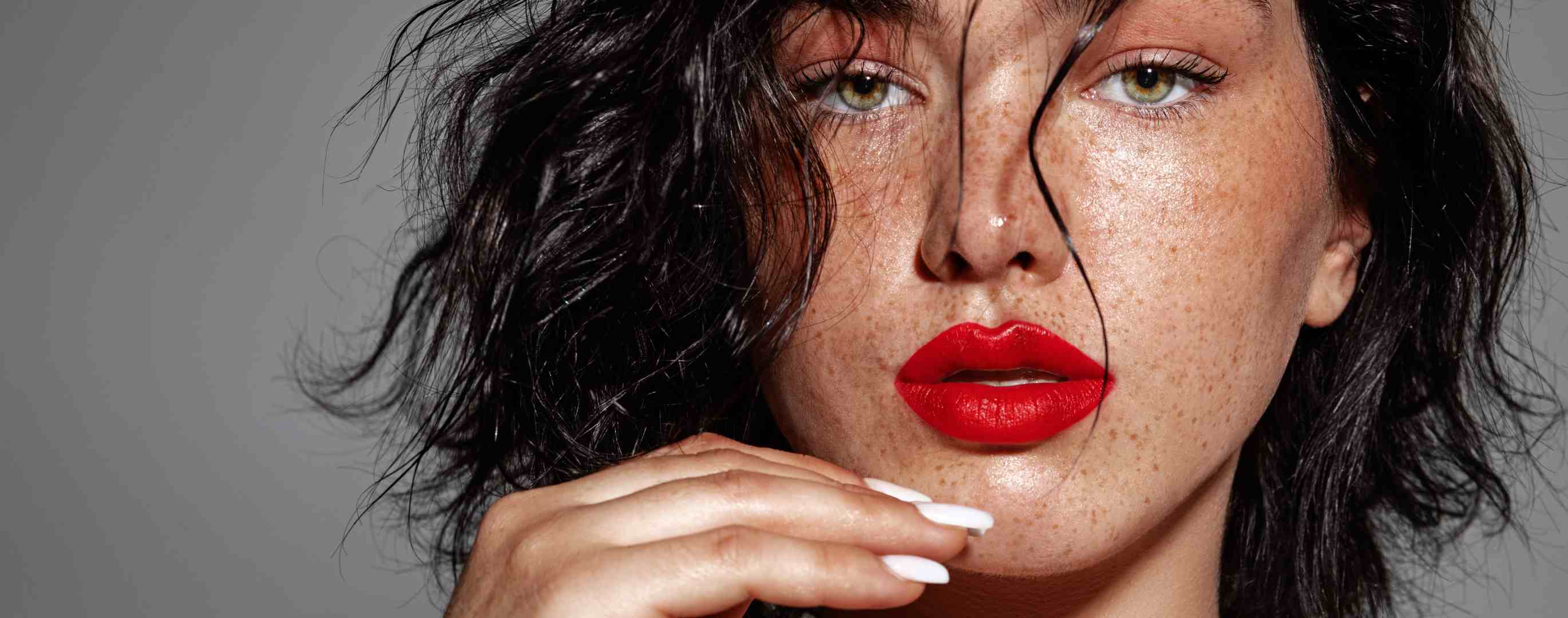 Christmas Beauty Trends for the sunshine season