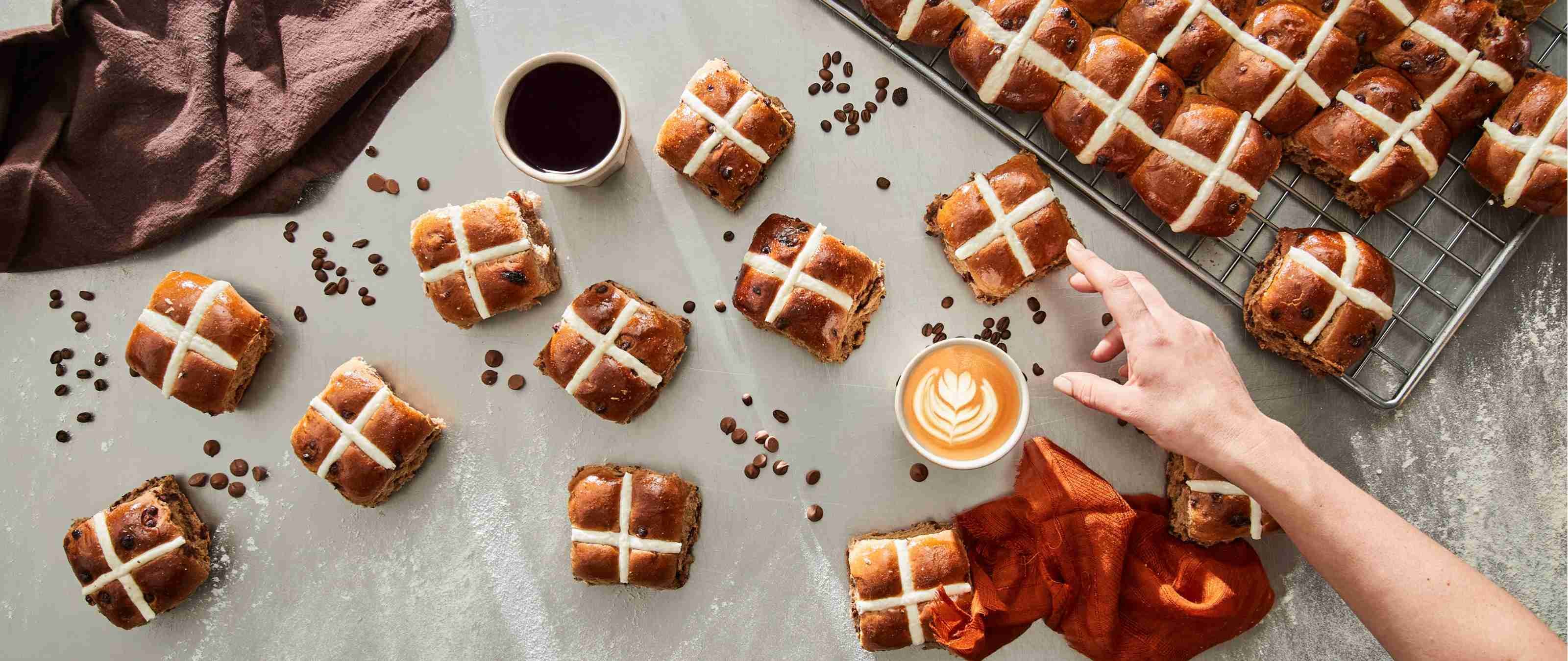 Baker's Delight: Hot Cross Buns