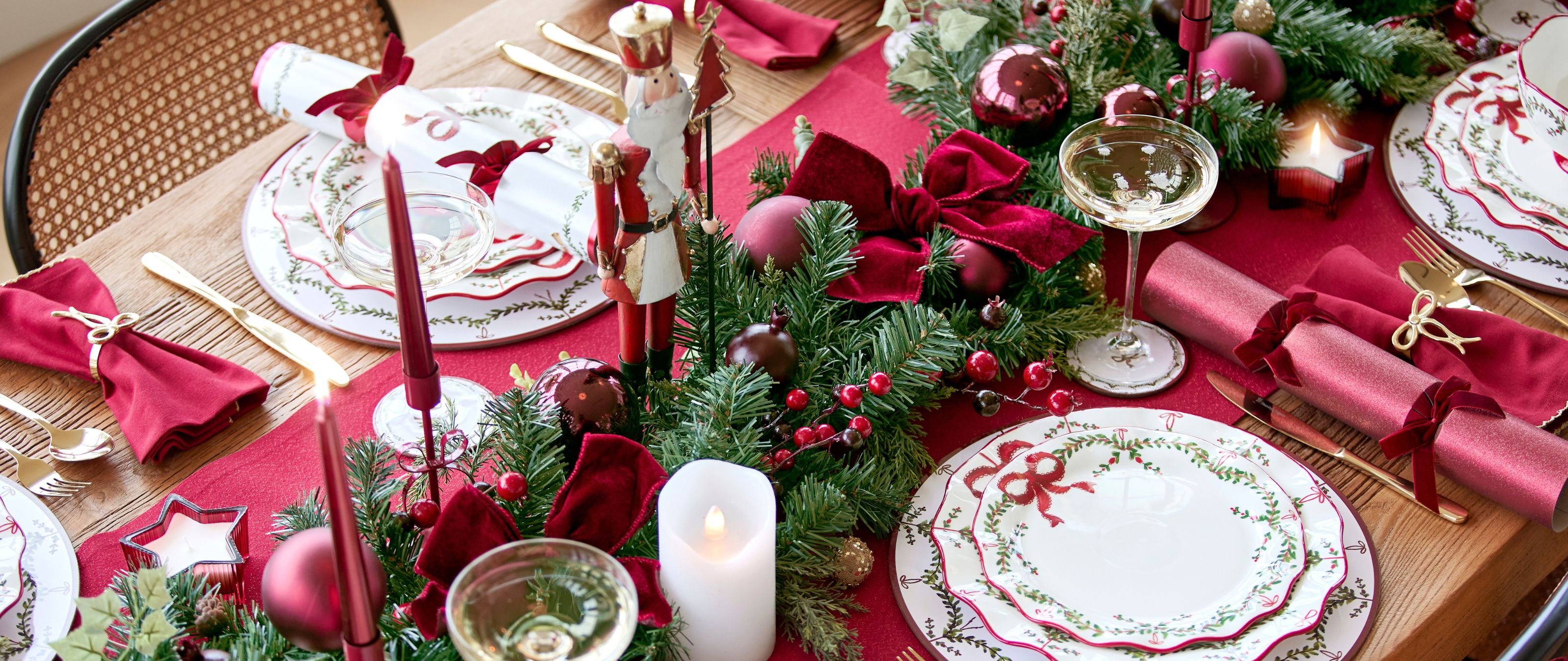 Bed Bath N' Table: 25% Off Christmas For Members