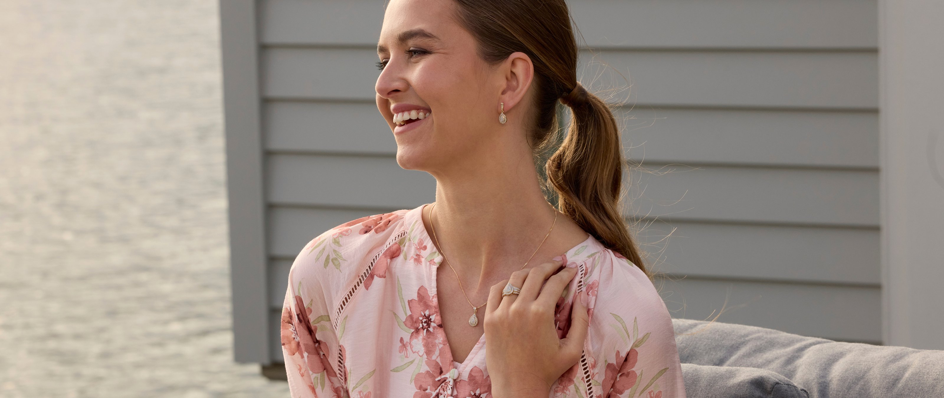 Prouds: Sparkle and Save Apr26