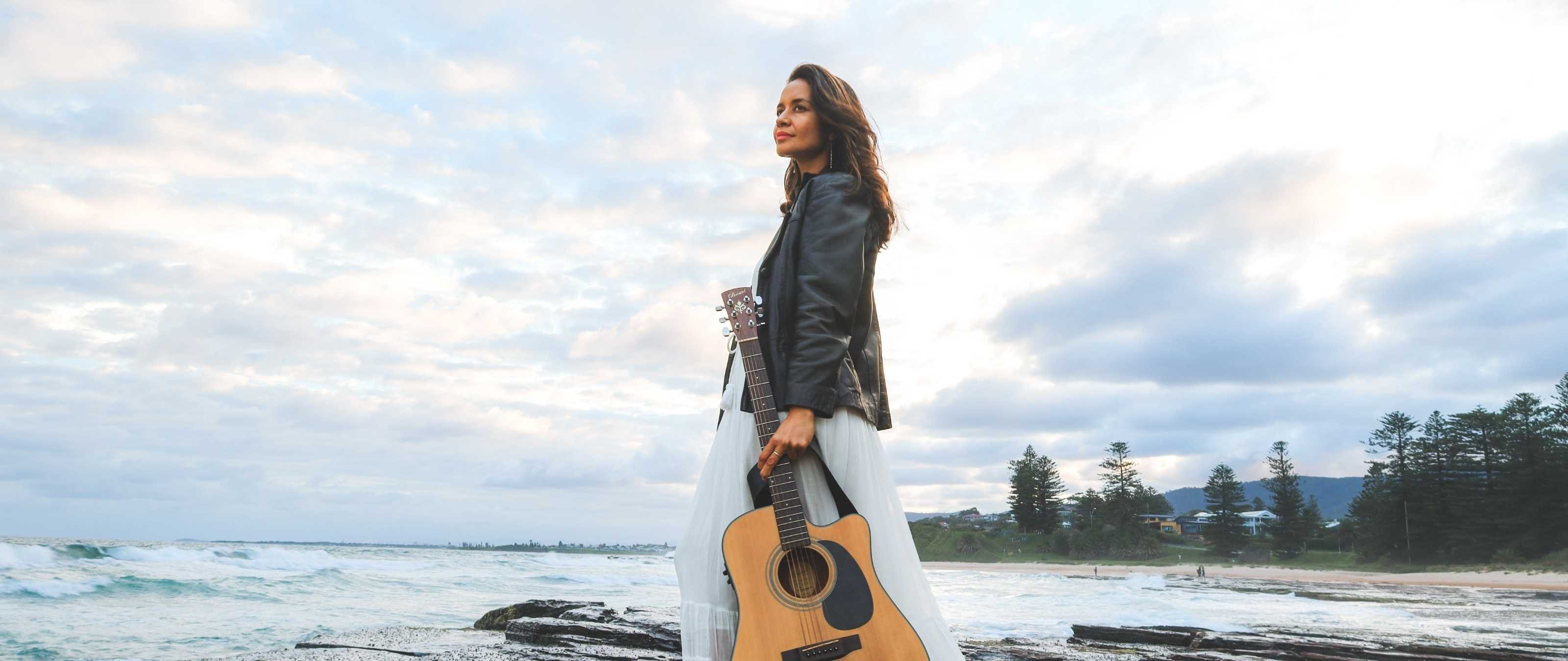 Live music with Shulam